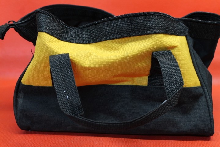 DeWalt 12″ X 9″ X 7″ Canvas Tool Bag.