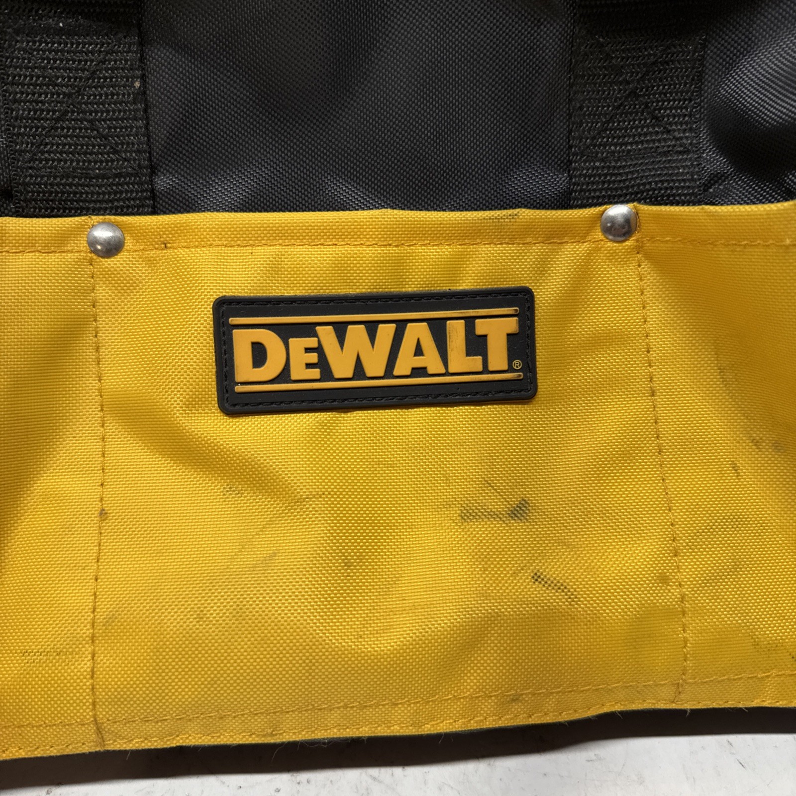 DEWALT 15 Inch Heavy Duty Nylon hand Bag Used Condition ￼