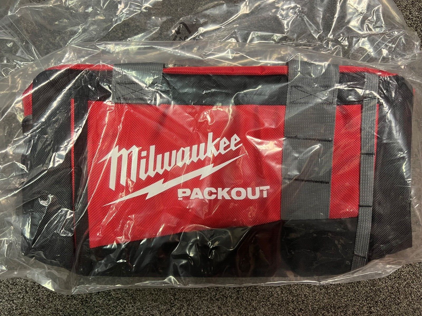 Milwaukee 48-22-8321 PACKOUT 15″ Impact Resistant Polymer Open Storage Tool Bag