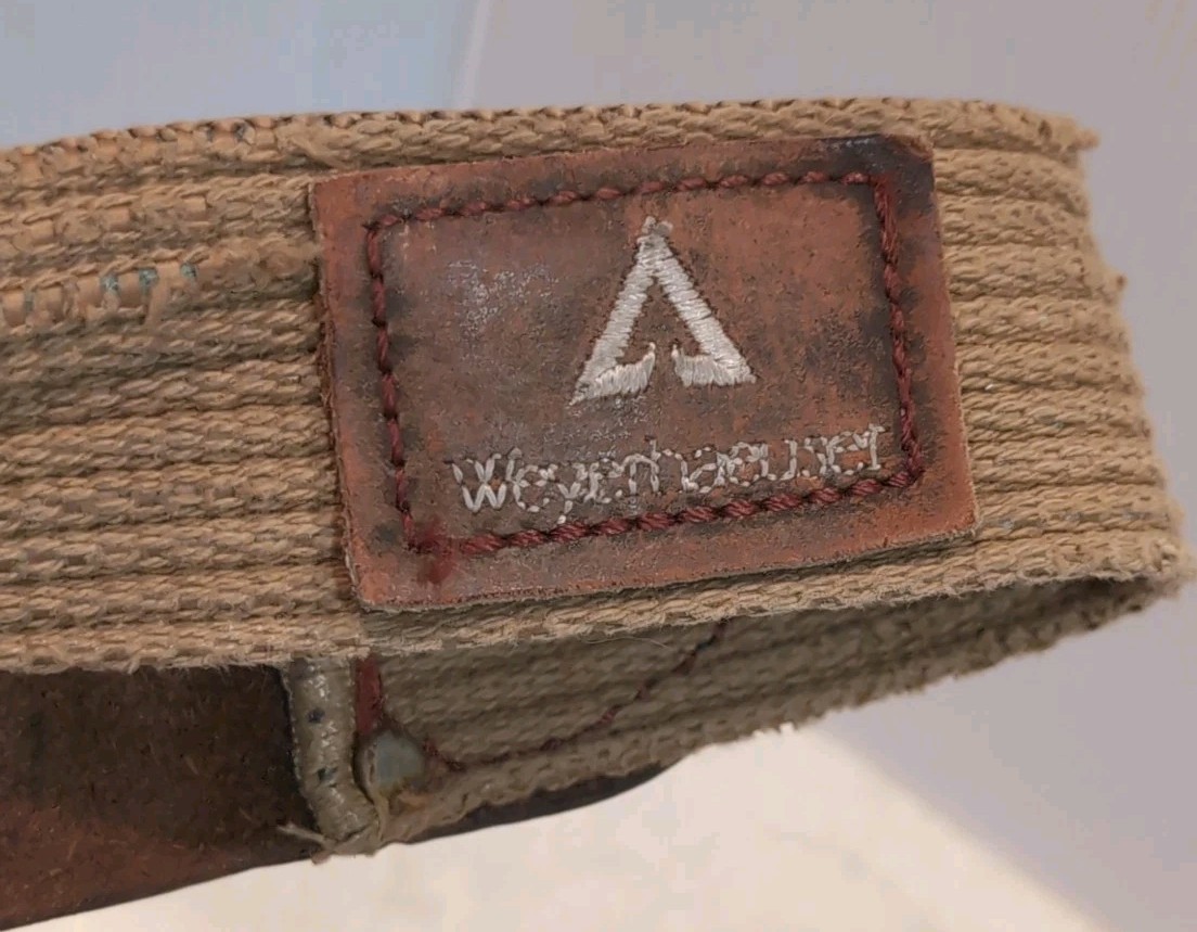 Vintage Weyerhaeuser Leather Carpenter Tool Belt, Nail Pouch, Apron USA Workwear