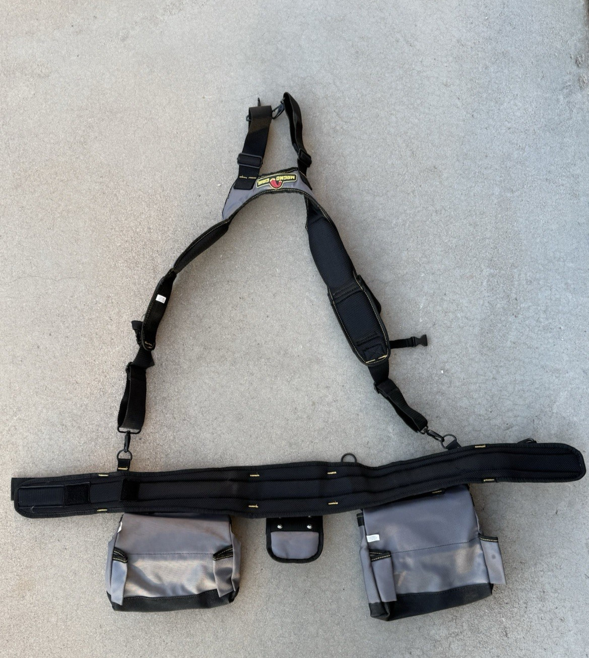 MagnoGrip 37-Pocket Pro Tool Suspension Rig Belt Suspenders 006-833 Open Box