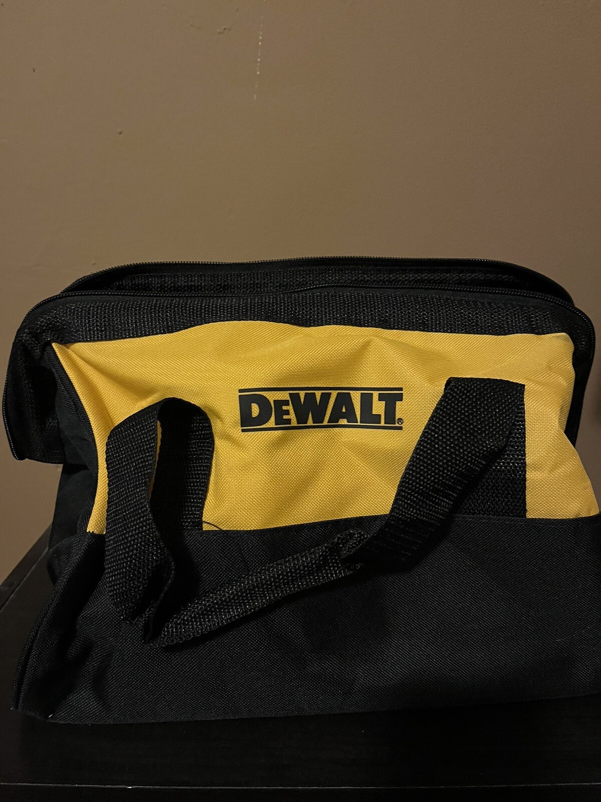 Dewalt 12″ Soft Mini Tool Bag