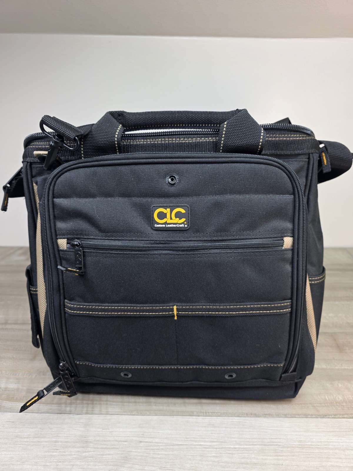 CLC Custom Leathercraft1537 Multi-Compartment Tool Carrier, 30 Pocket, 13 Inch