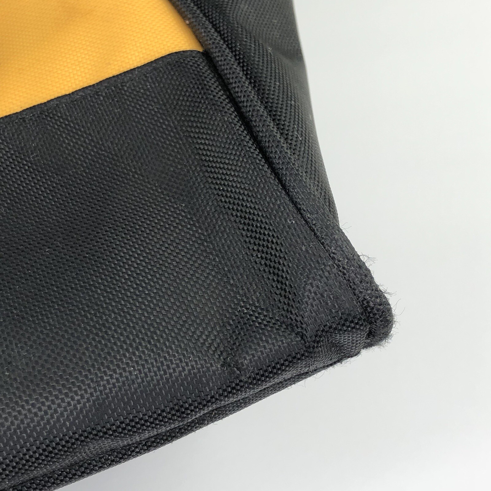 DeWalt Collapsible Full Zip Contractors Tool Bag Storage 12” & Safety Glasses