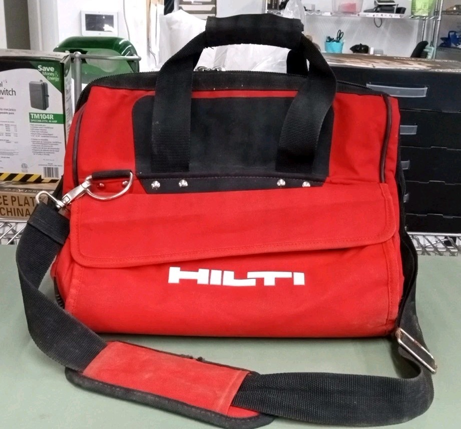 HILTI Med/Lg 16x12x12 Tool Bag – Shoulder strap and pockets