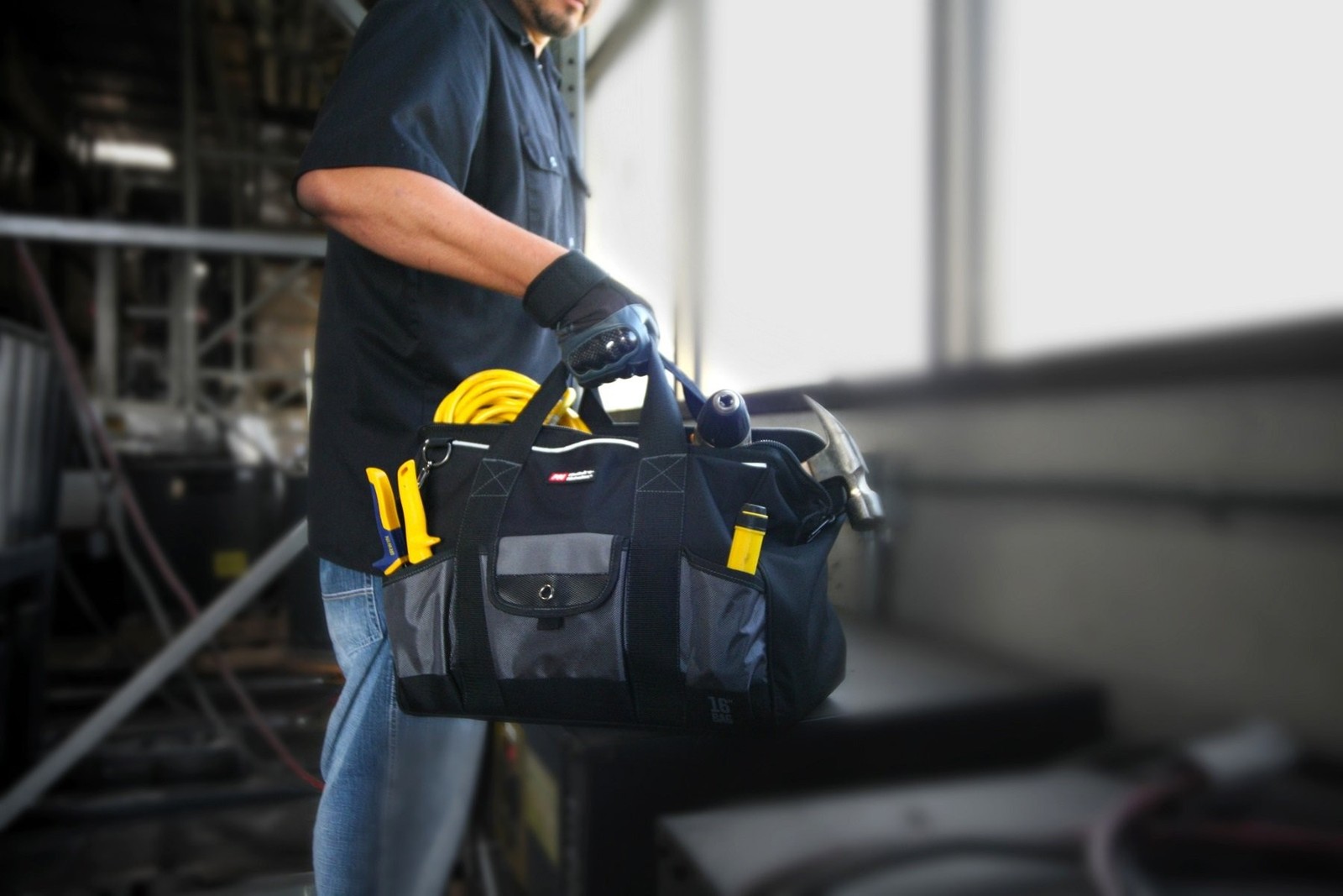 McGuire-Nicholas MN-2231 16″ Builder’s Tool Bag Black/Gray