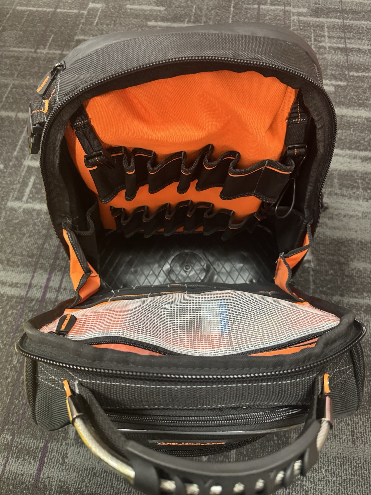 WELKINLAND 77 Pocket Large Tool Backpack Black/Orange Molded Base, Padded Handle