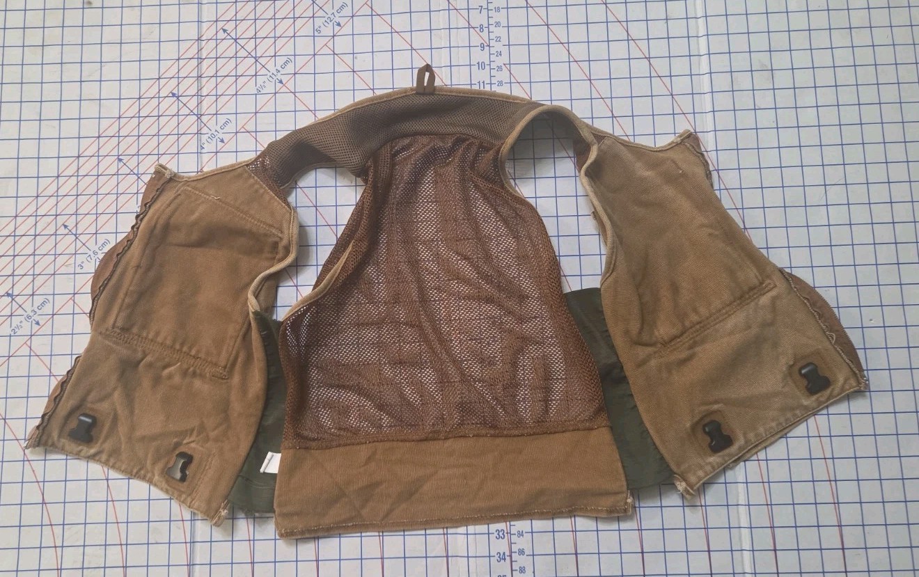 BUCKET BOSS 14-Pocket Canvas Tool Work Apron Size Small Carpenter Vest Brown