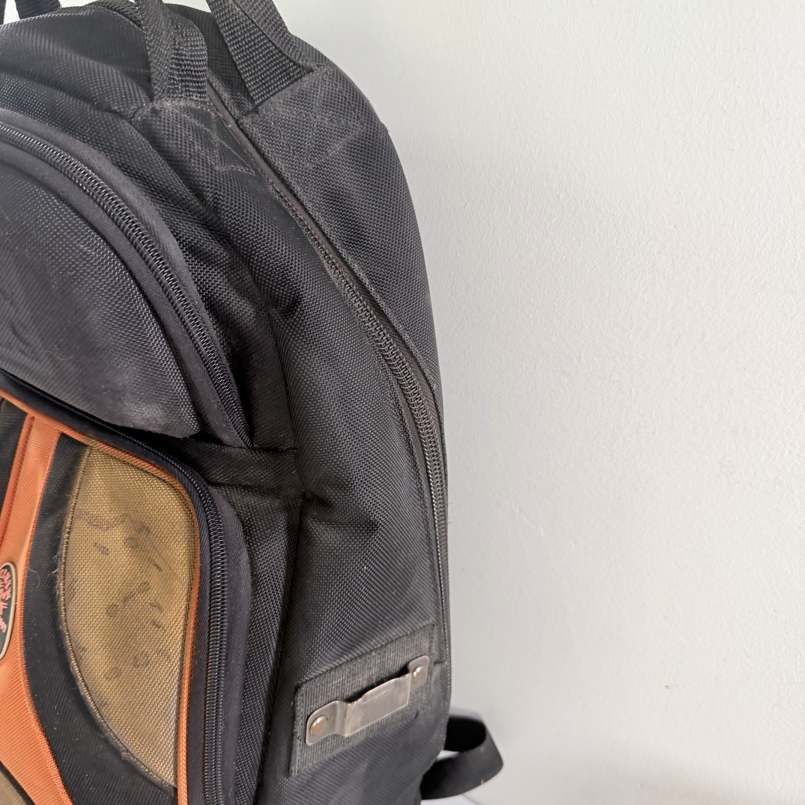 Klein Tools Tradesman Pro 39-Pocket Backpack Electricians Tool Bag