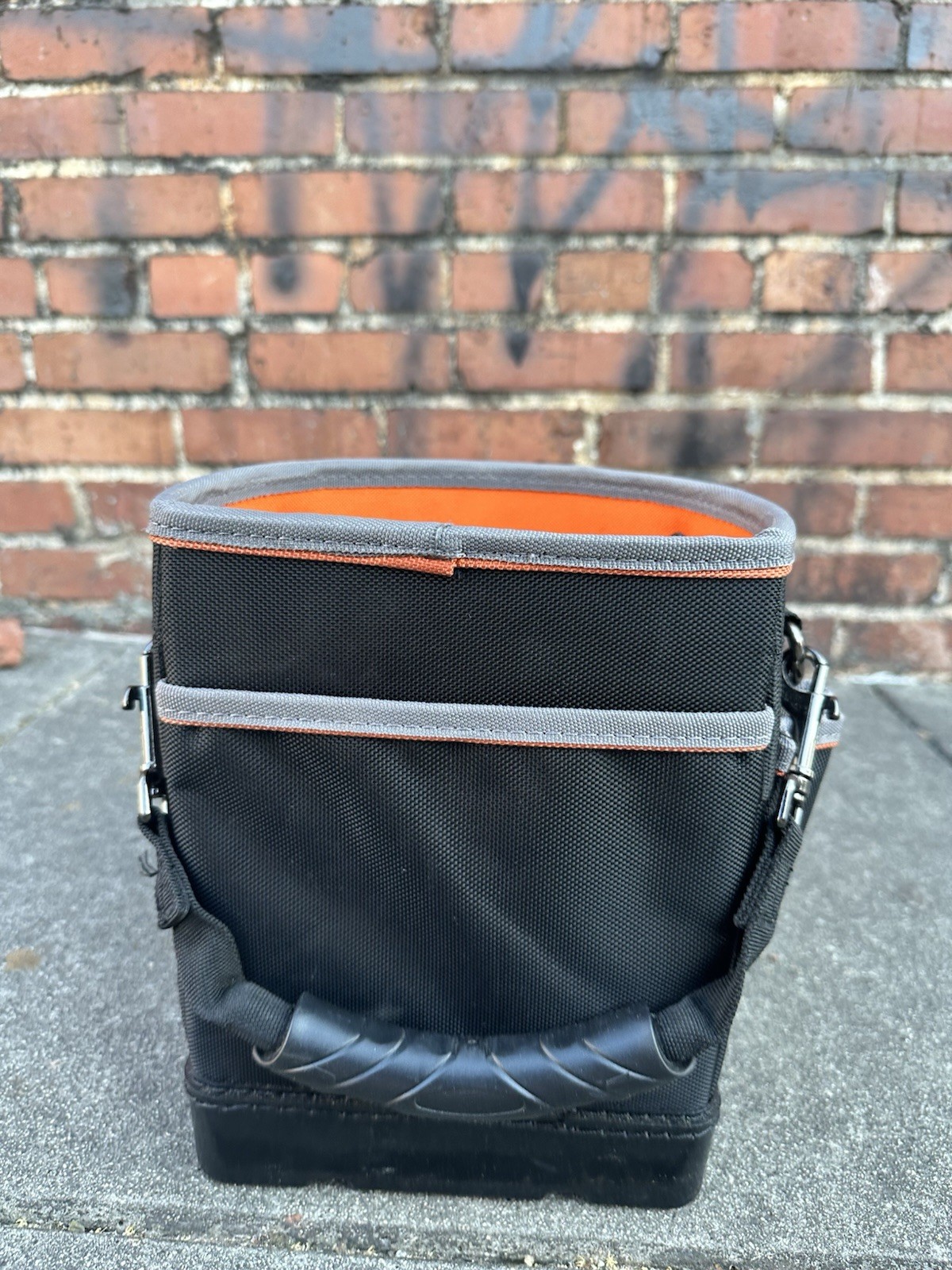 Klein Tools 55419SP-14: Water-Resistant Tool Pouch with Enhanced Tool Visibility