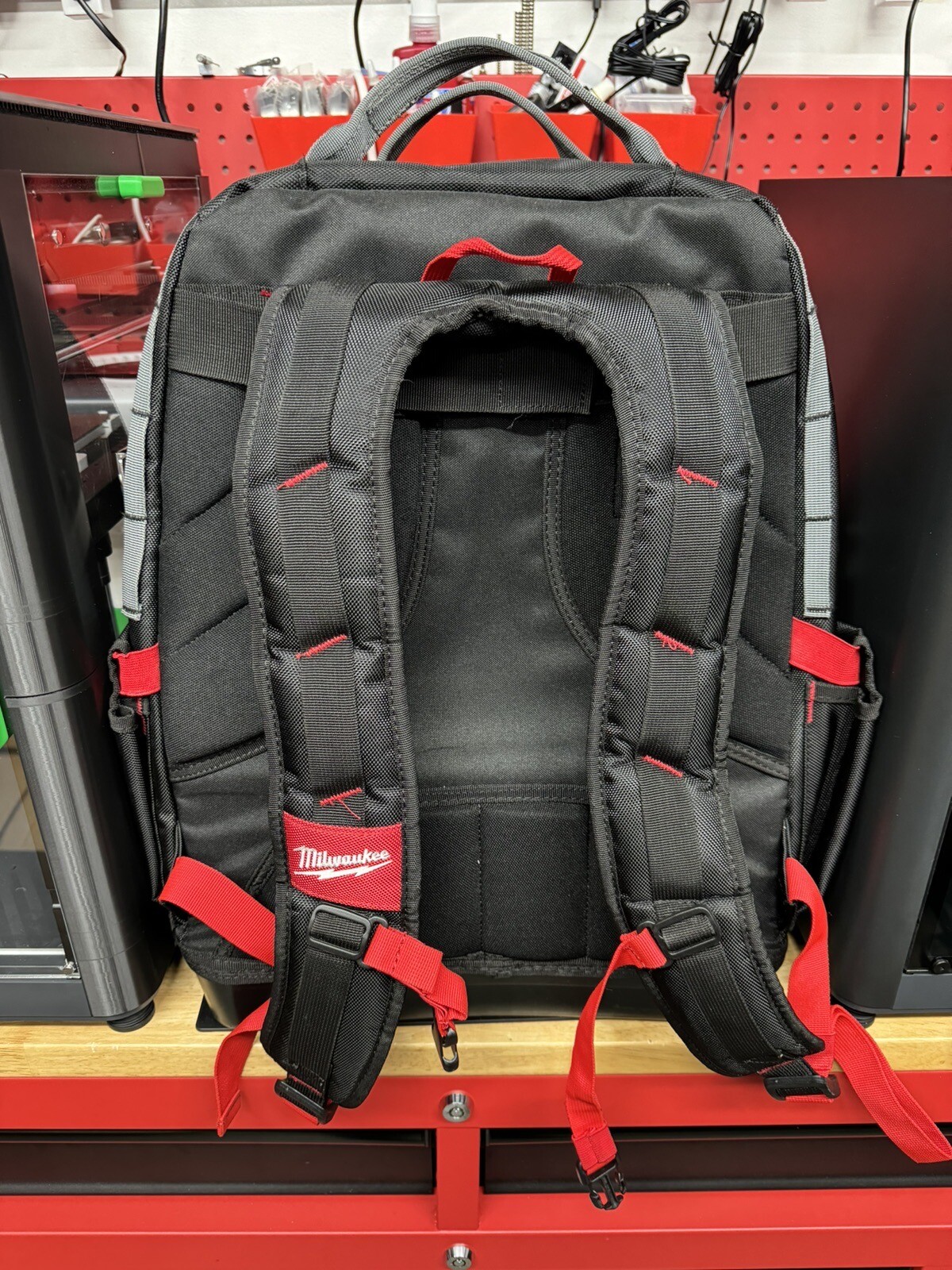 Milwaukee Tool 48-22-8201 Ultimate Jobsite Backpack