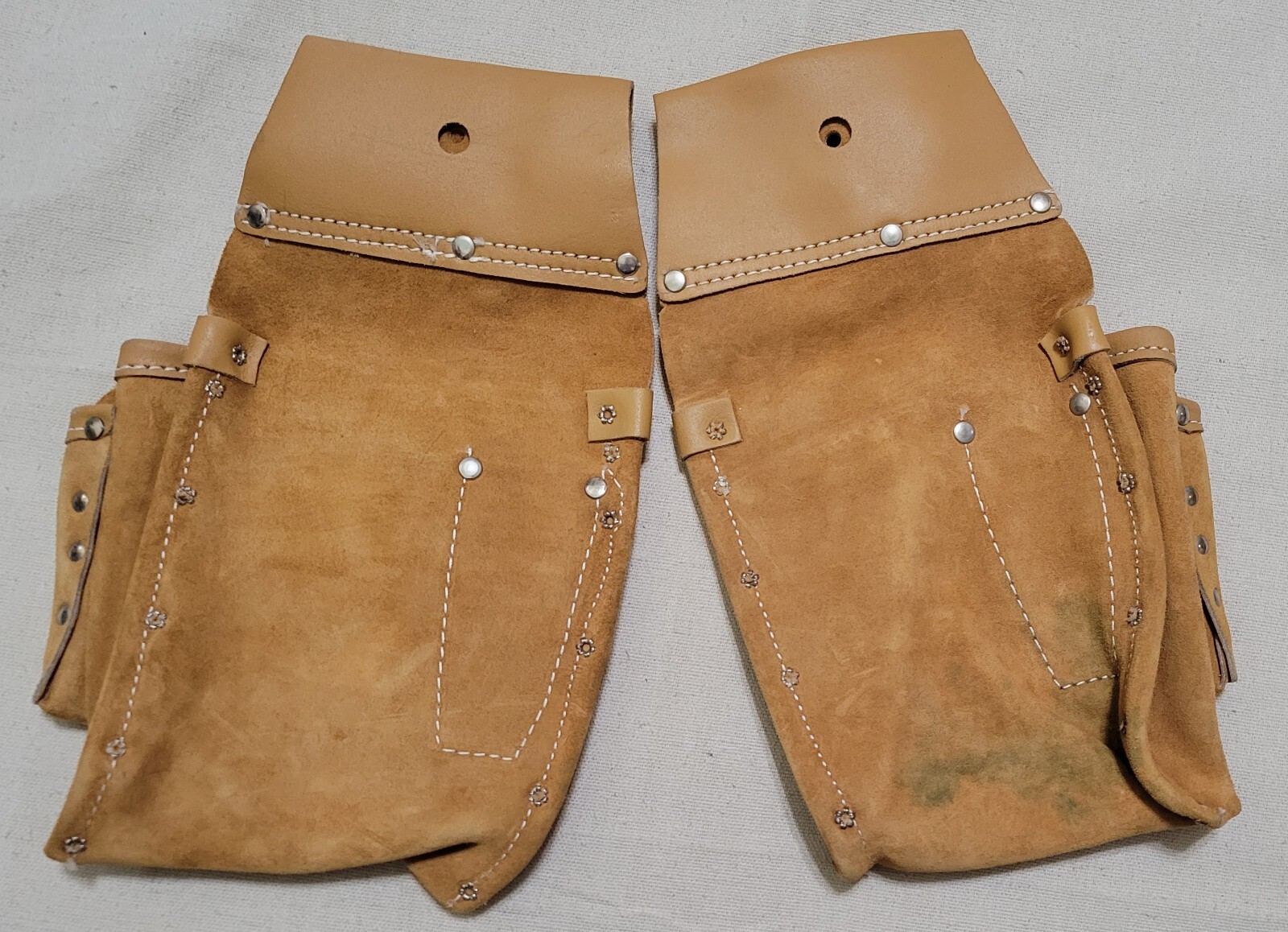 LOT of 2 ~ Vtg Leather Tool Holder Square Pockets Action Leathercraft USA LB-436