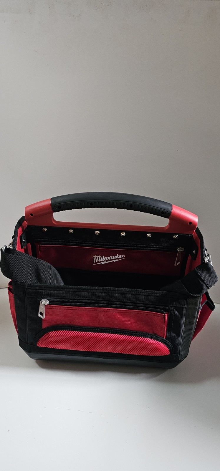 Milwaukee 15 In. Packout Tote Bag 48-22-8315 New