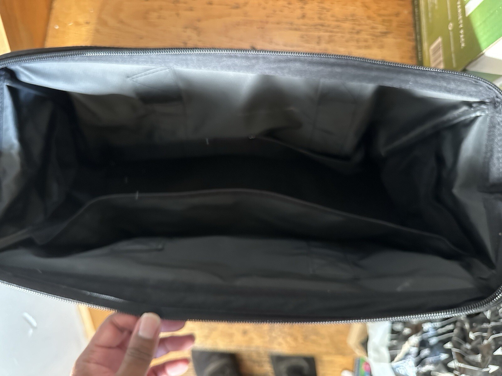 Black & Decker Vintage Tool Zip Up Travel Bag, 22.5” X 13” X 7”