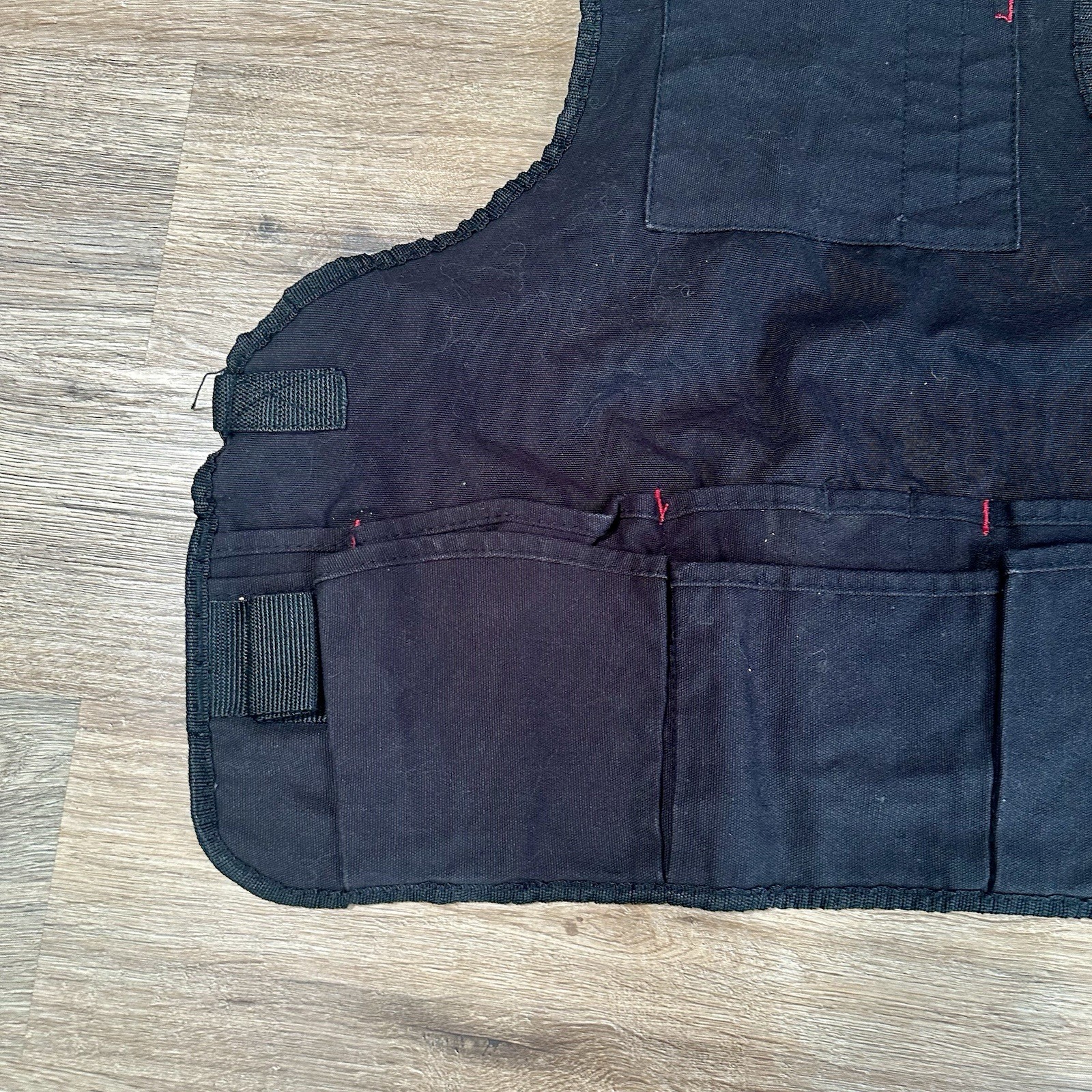 Husky Tools 23 Inch 16 Pocket Black Canvas Bib Tool Apron Workshop Equipment