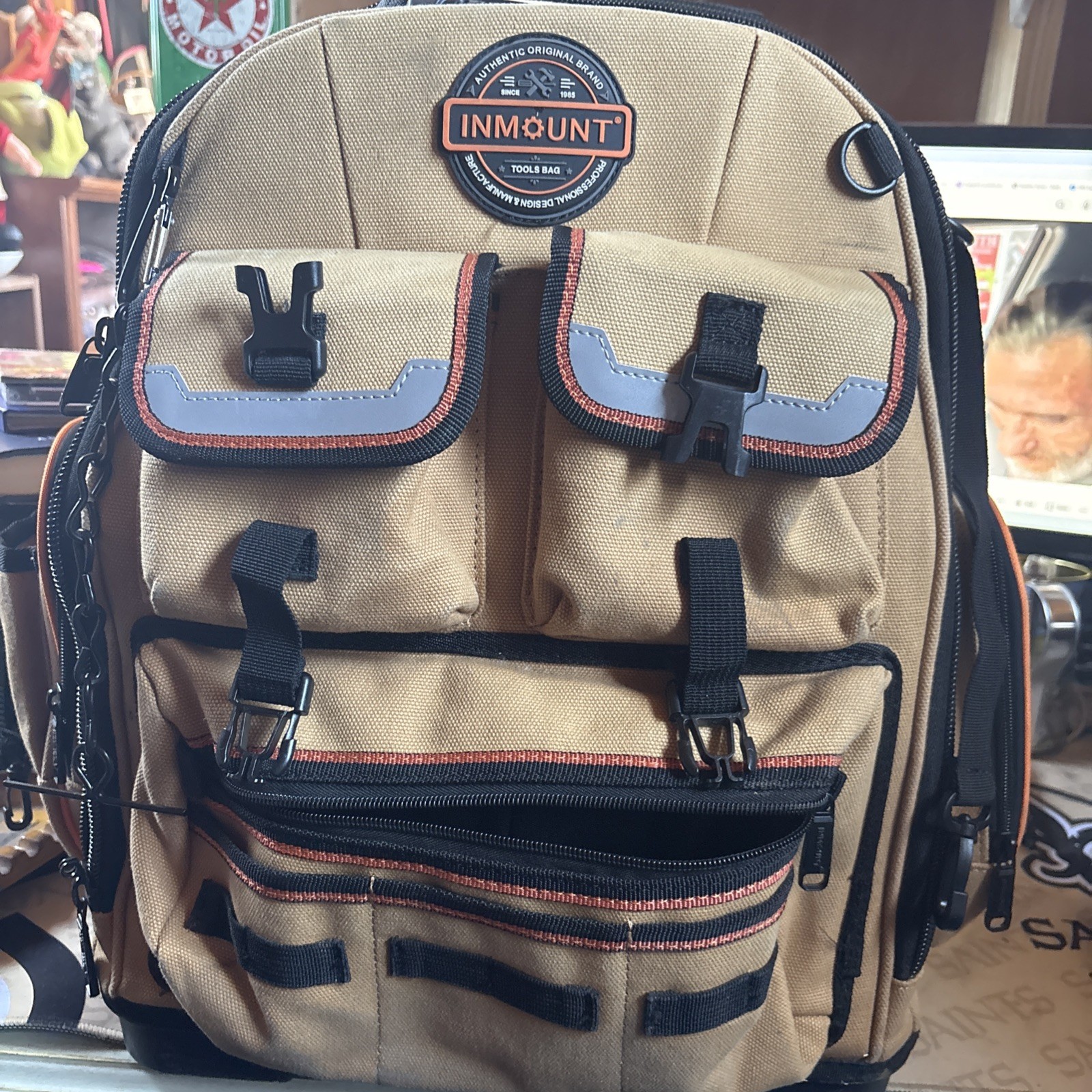 Heavy-Duty 36-Pocket Electrician Backpack – Durable Waxed-Canvas Tool Carrier