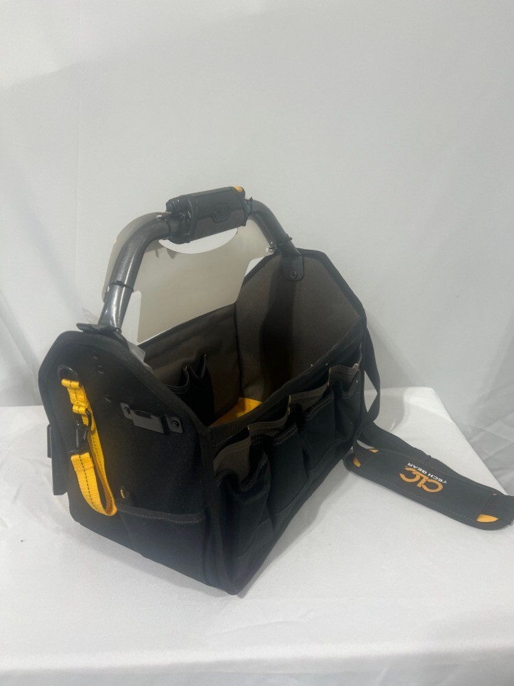 Custom Leathercraft (CLC) L234 15-Inch 22 Pocket Tech Gear Light Handle Open Top