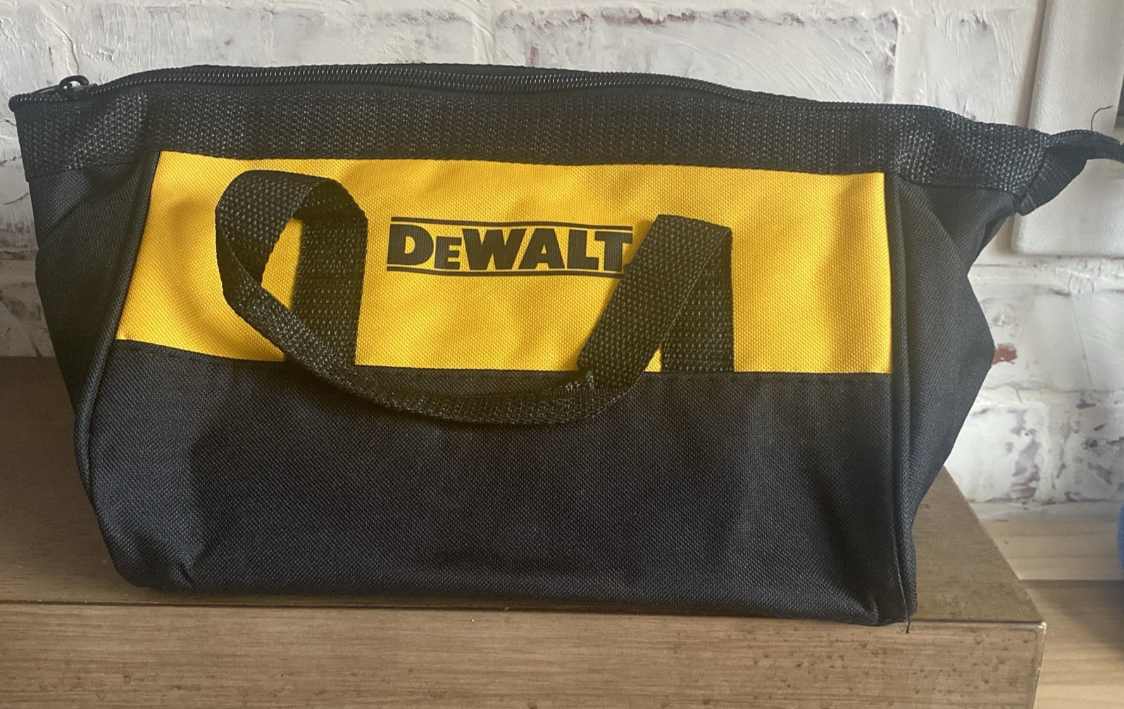 DEWALT 10-Inch Black/Yellow Soft Mini Contractor Tool Bag