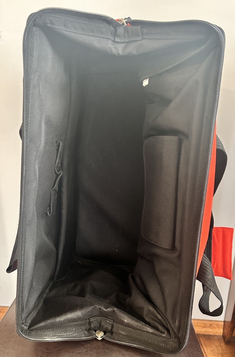HILTI Utility Tool Bag Size Large 22”x 12” x 14” With Pockets And Padded Strap