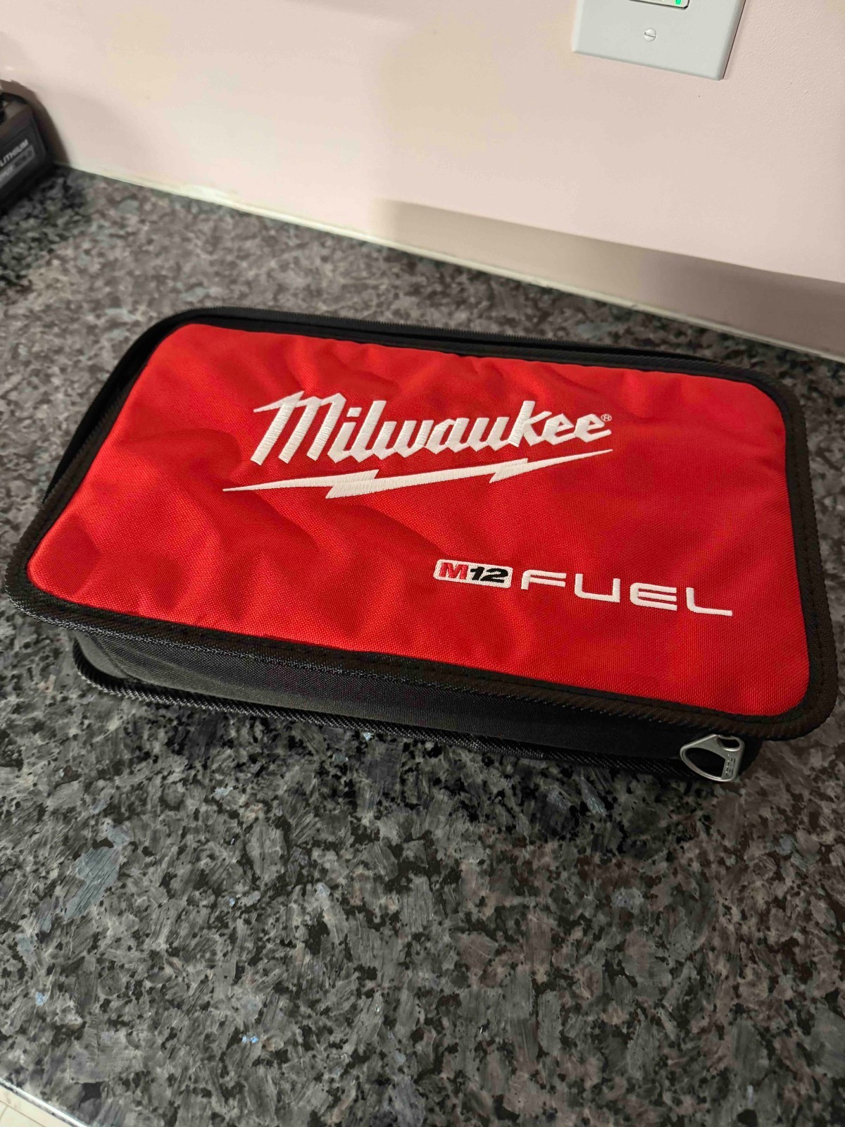 Milwaukee *NEW* M12 FUEL 13×8.5×3 Contractor Tool Bag + FREE M12 Charger