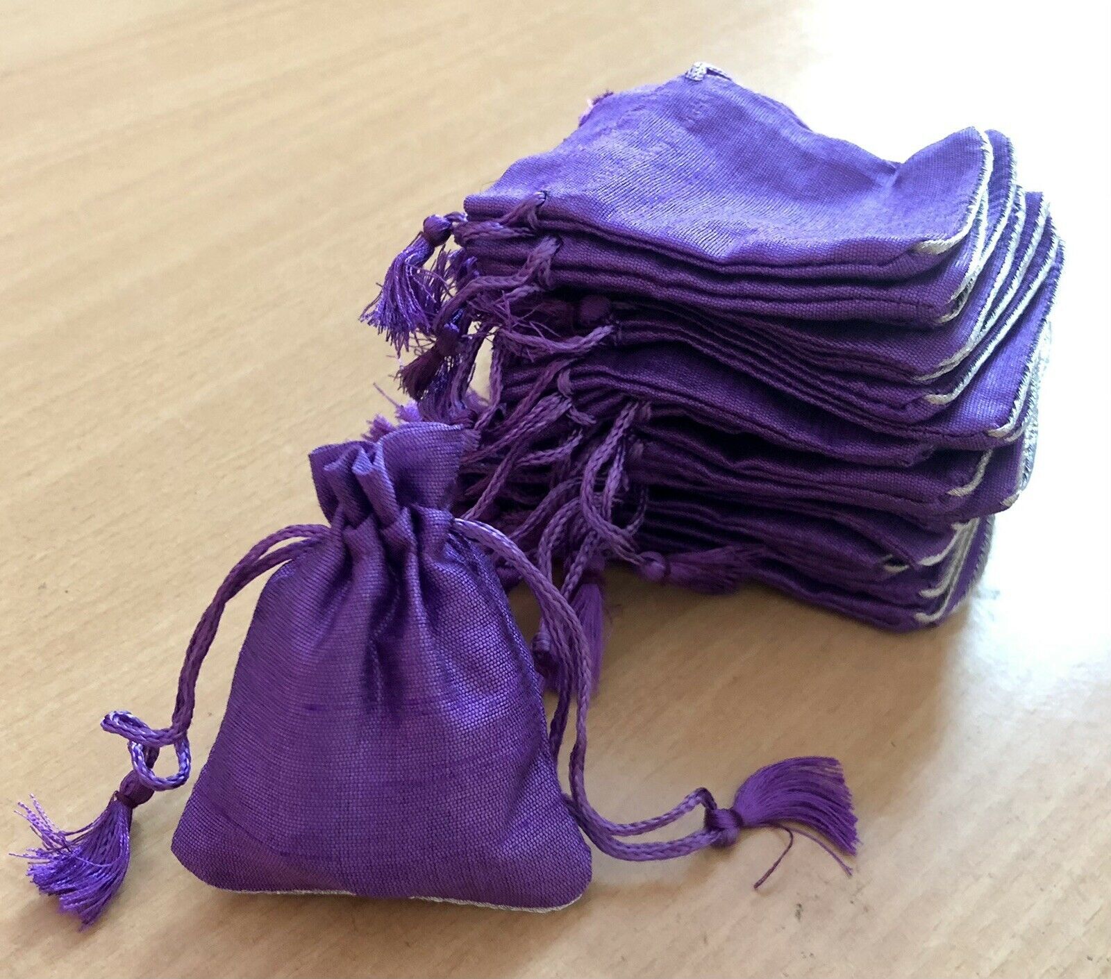 25 Pc Raw Silk Jewelry Pouch Bag tassle drawstring wedding party favor PURPLE