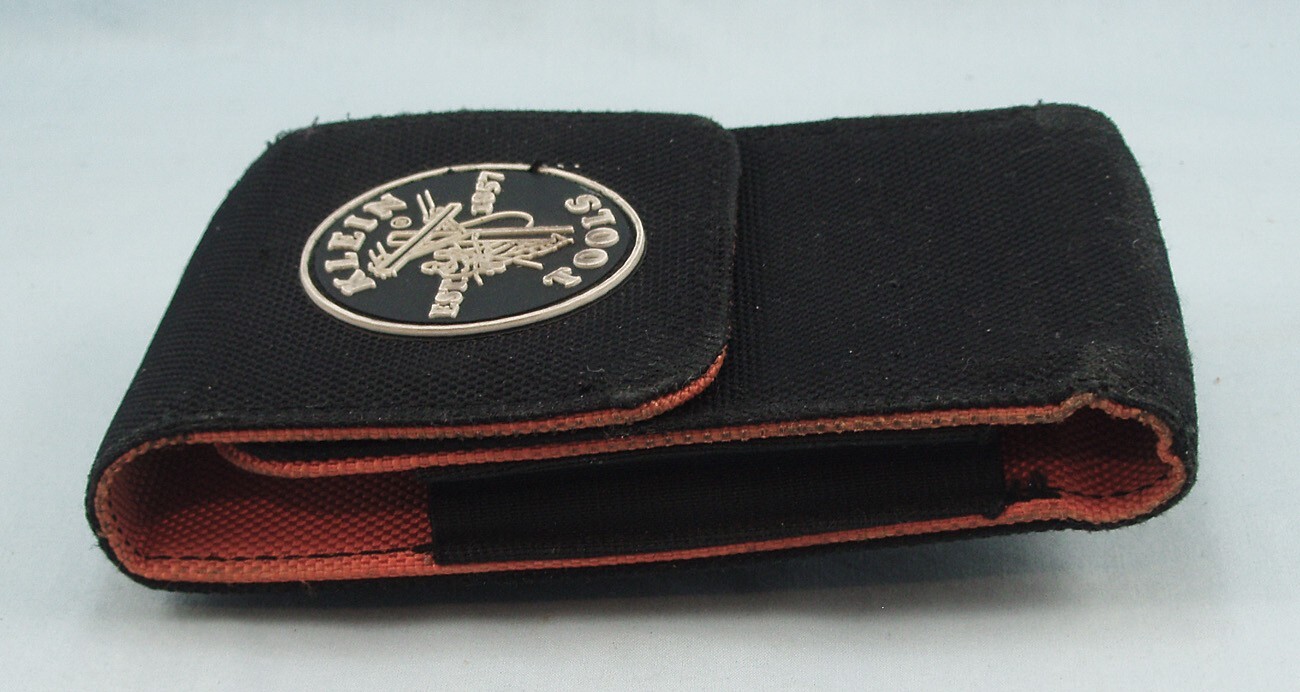 Klein Tools Standard Size Magnetic Phone Holder Belt Clip