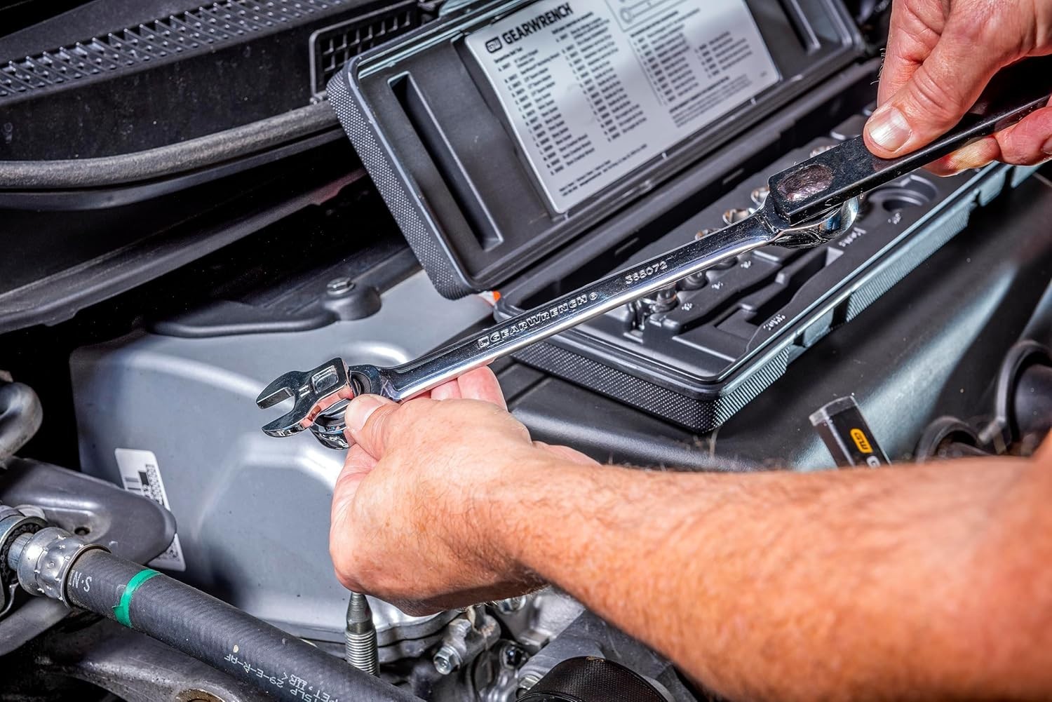15-Piece Ratcheting Tool Set | Serpentine Belt Removal