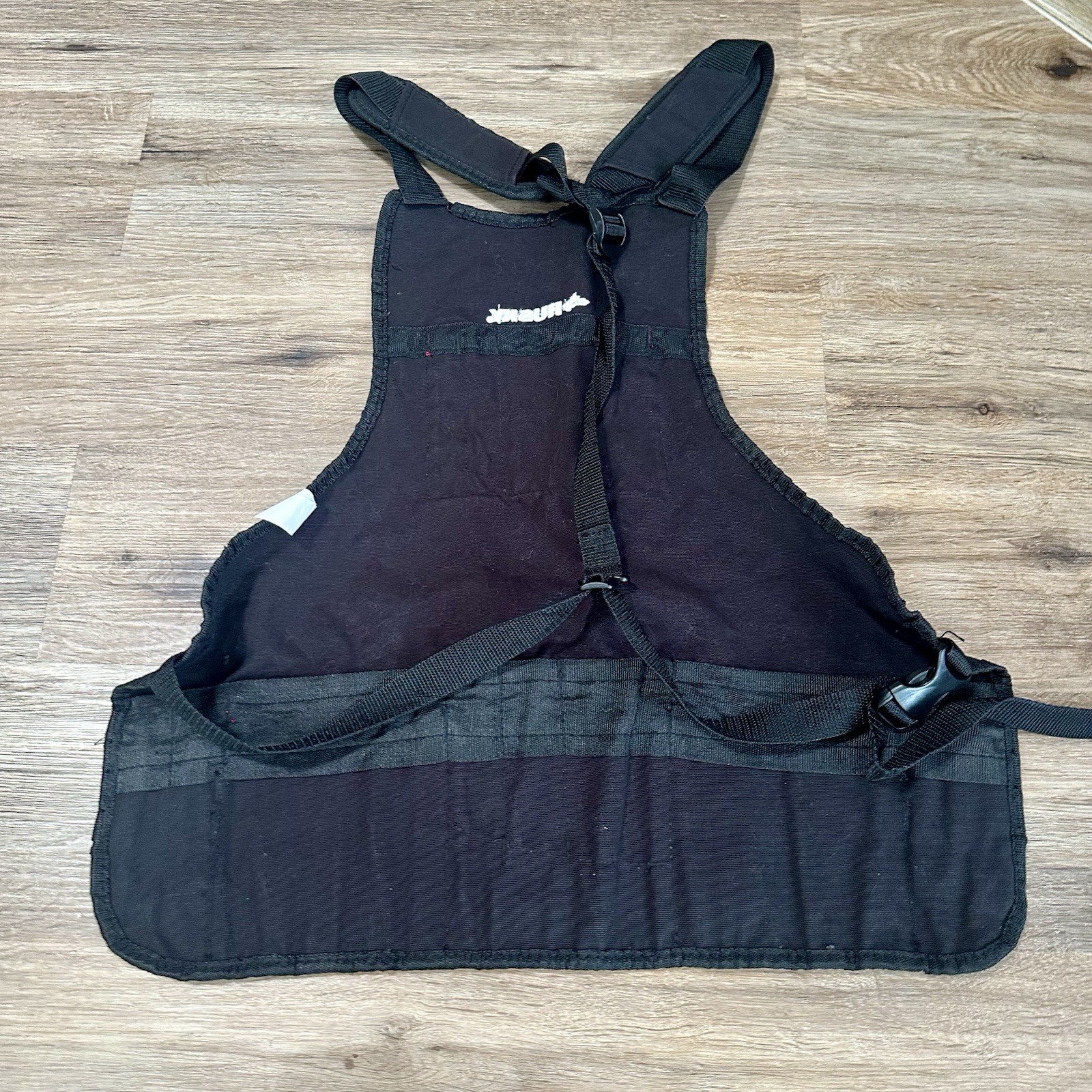 Husky Tools 23 Inch 16 Pocket Black Canvas Bib Tool Apron Workshop Equipment