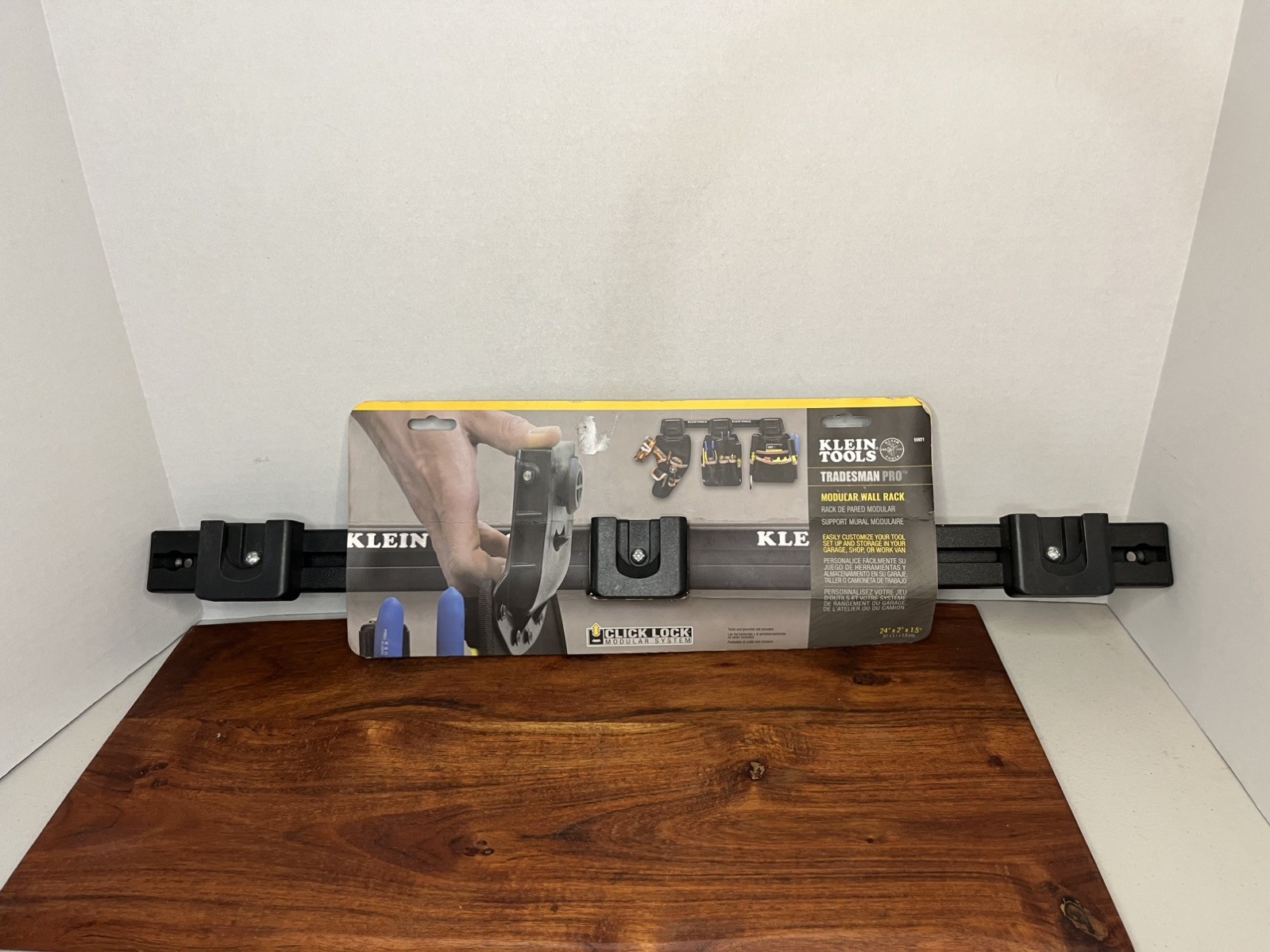 NEW Klein Tool Tradesman Pro Modular Tool Pouch Wall Rack 55921