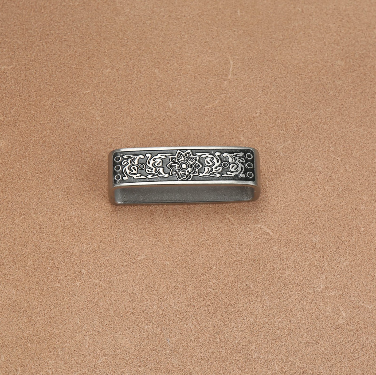 SENWA Stainless Steel Antique Silver Belt Loop-1.6″(40mm) for 1.5″(38mm) Belt