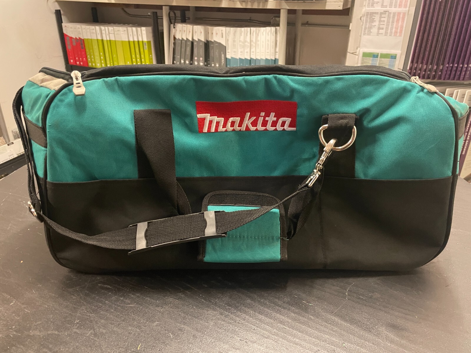 Makita 23 inch Contractor Tool Bag