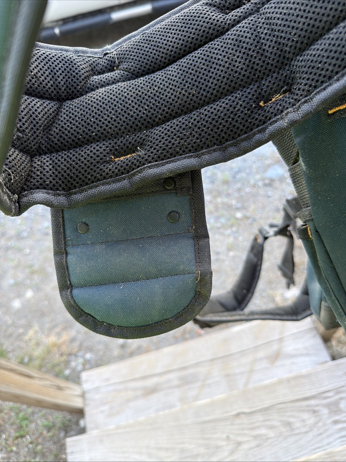 Heavy Duty Construction Belt, Full Of Saw Dust Etc. No Damage. Cheap B/c Dirty