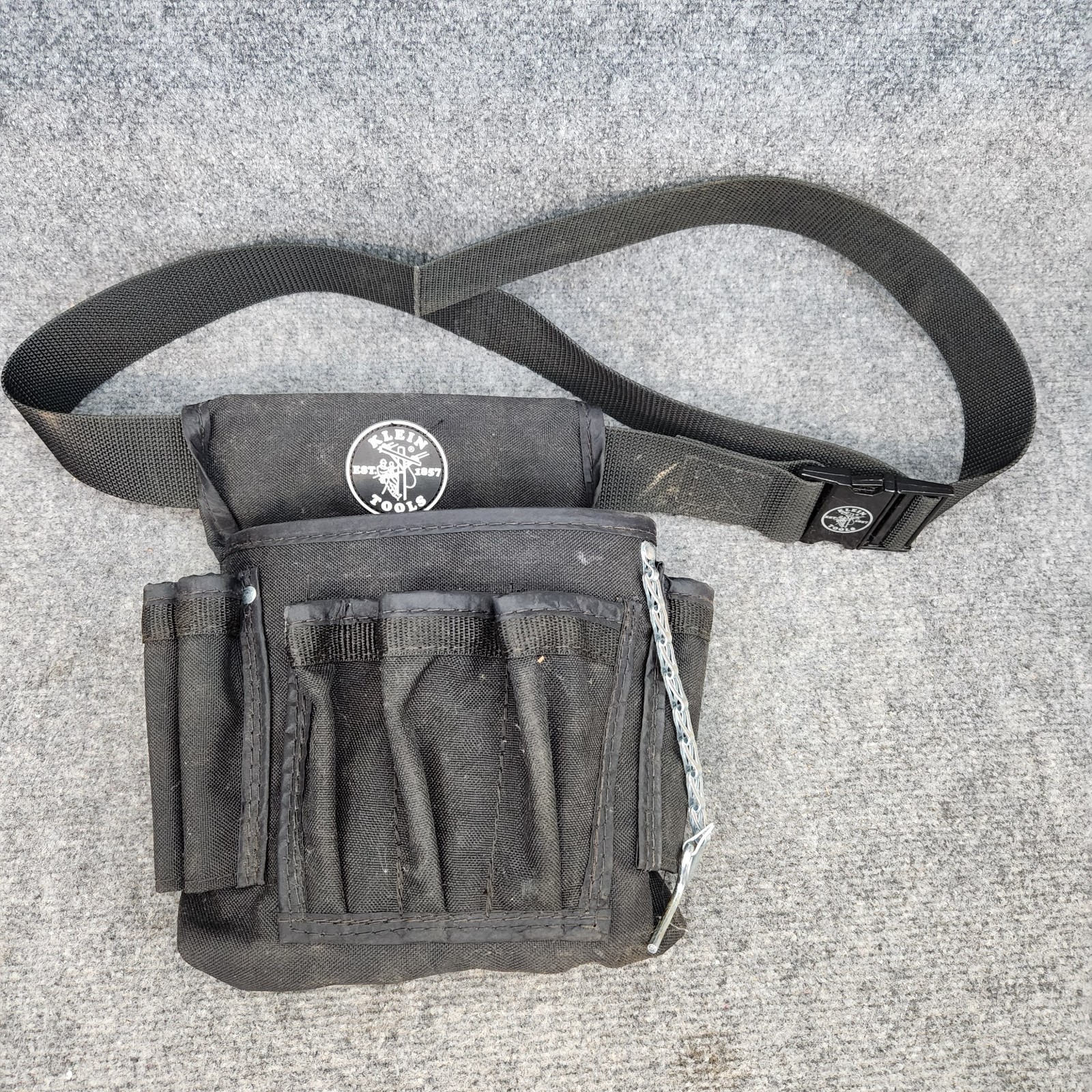 Klein Tools 5720 Powerline Series Electrician Tool Pouch BELT, Black, 12 Pocket