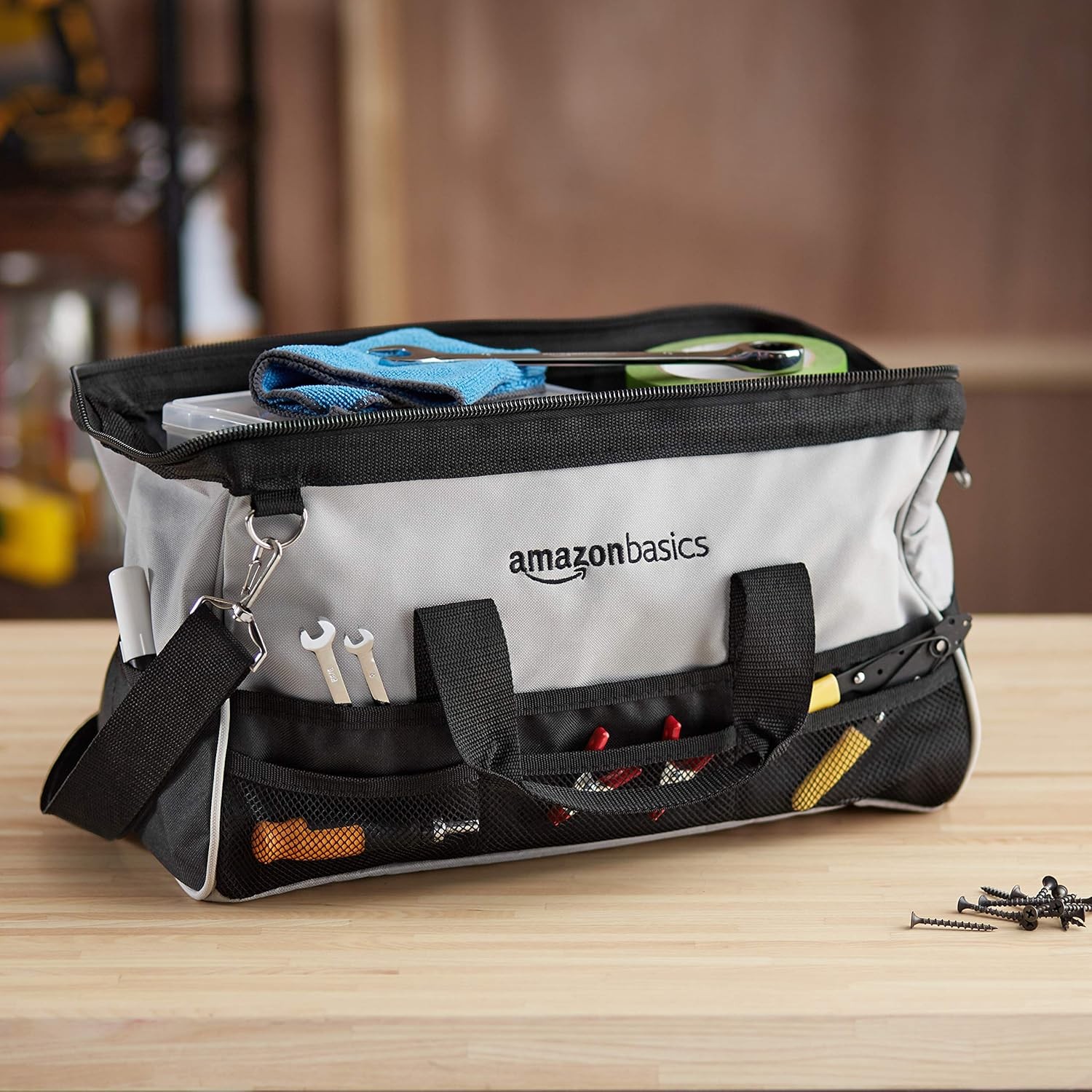 Amazon Basics Durable Wear-Resistant Base, Tool Large Standard Bag with Strap, 1