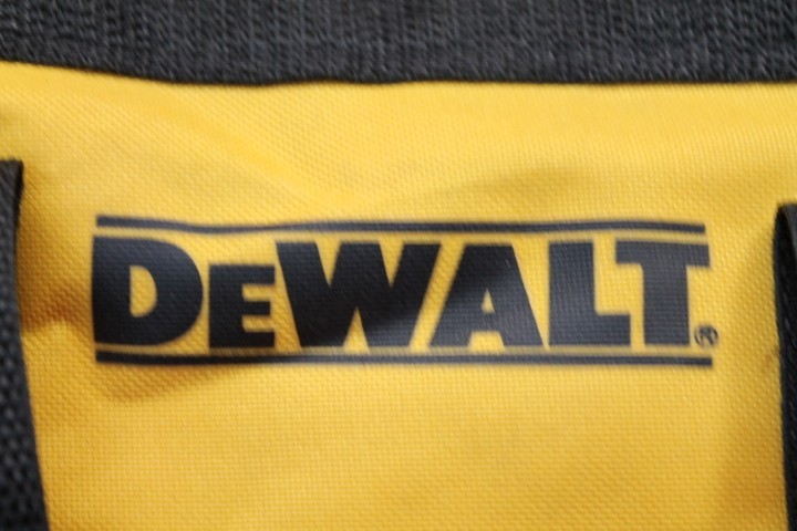 DeWalt 12″ X 9″ X 7″ Canvas Tool Bag.
