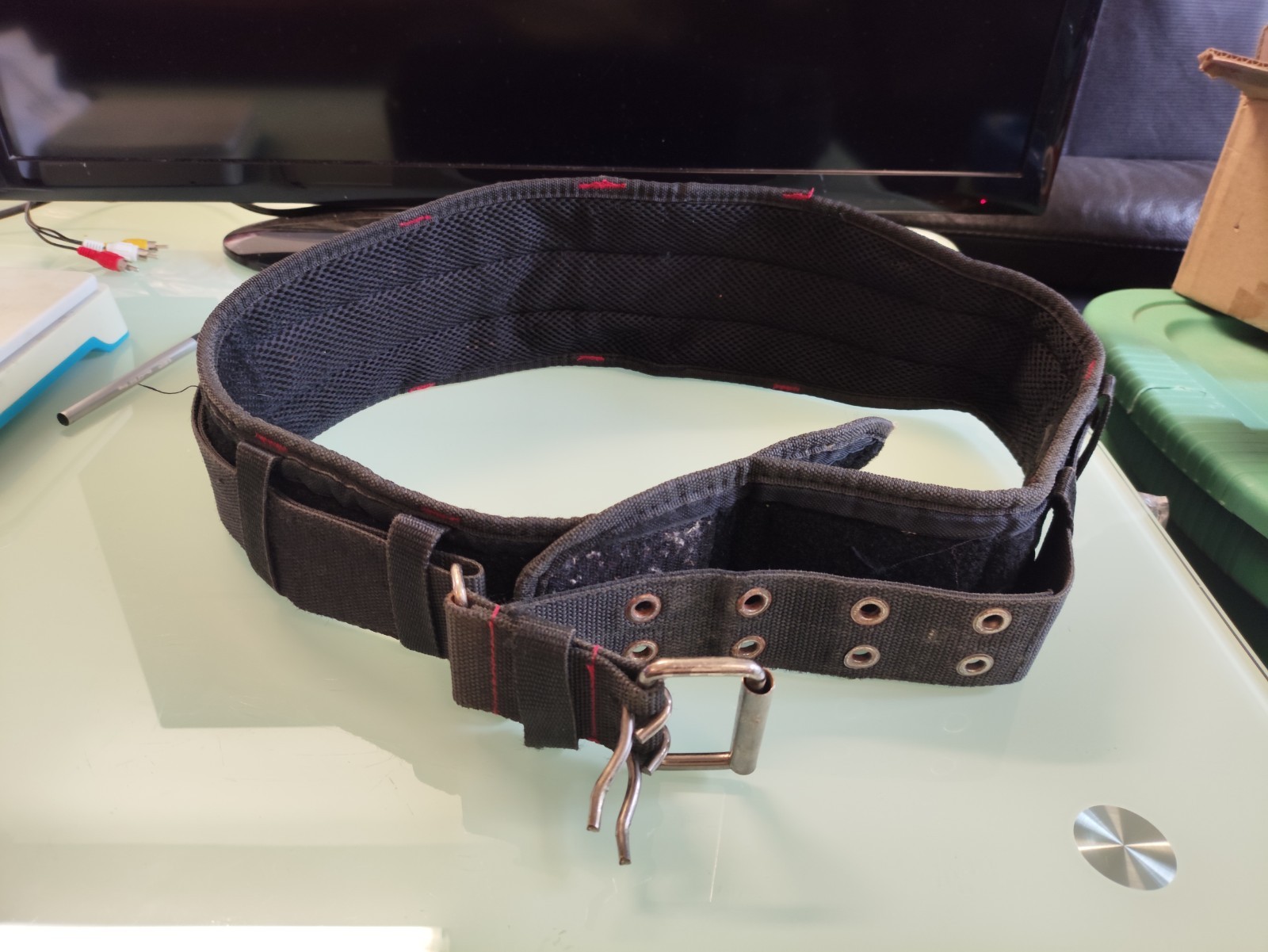 Husky padded tool belt Adjustable ( up to 56″ )