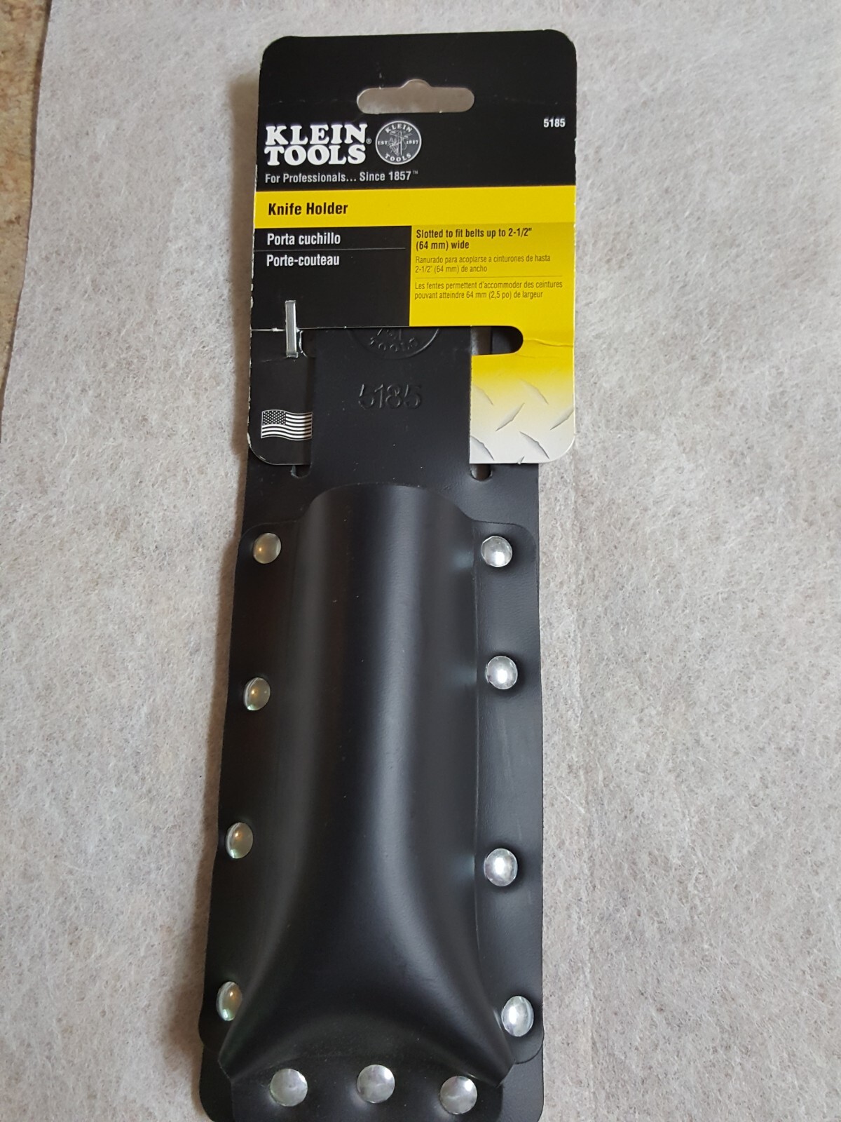 Klein 5185 2-5/8″ x 8-1/4″ Riveted Black Leather Slotted Utility Knife Holder