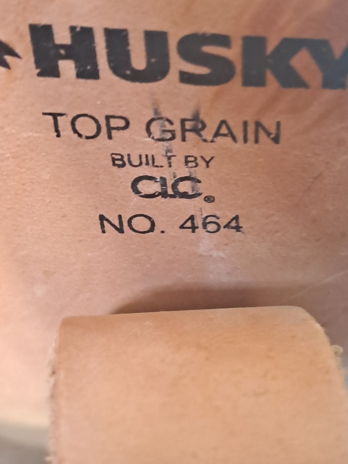 HUSKY Top Grain Leather CLC Tape Measure Holder Steel Loop Tool Belt Accessory