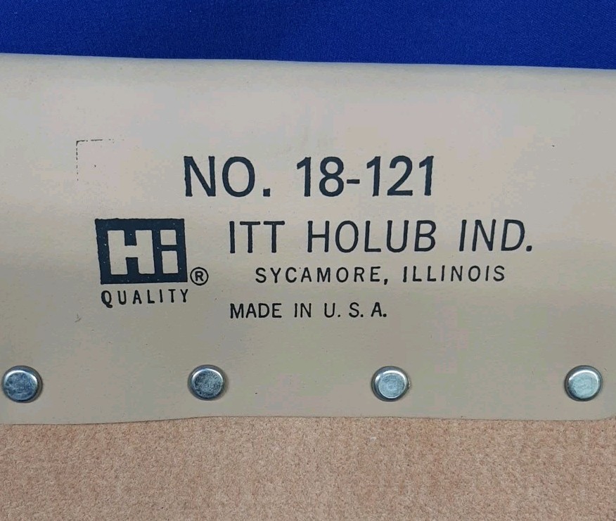 NOS ITT HOLUB IND. Hi Quality Cat No 18-121 Tool Belt Pouch Leather Sycamore IL
