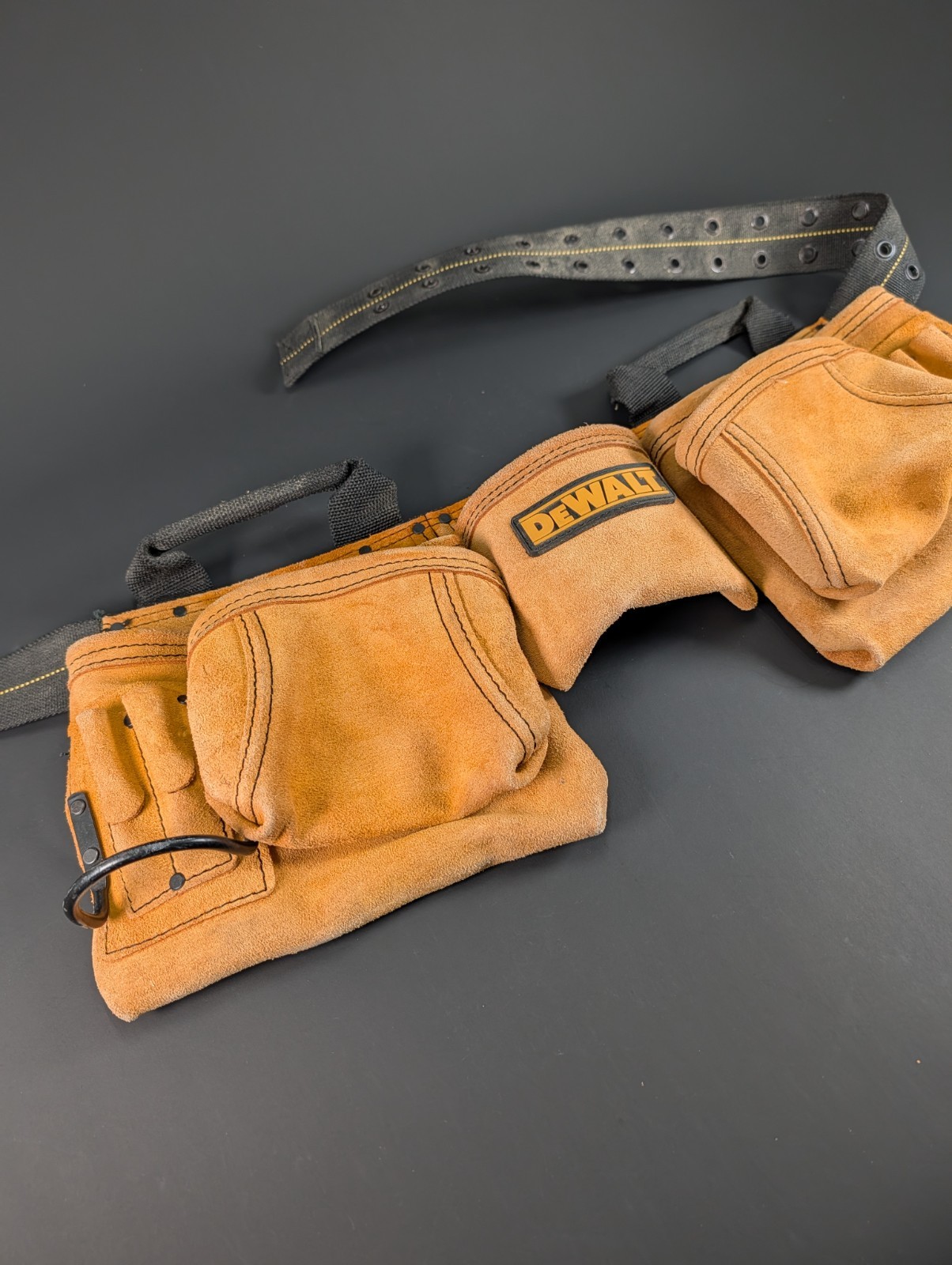Dewalt 12-Pocket Leather Carpenter Apron Tool Belt DG5372