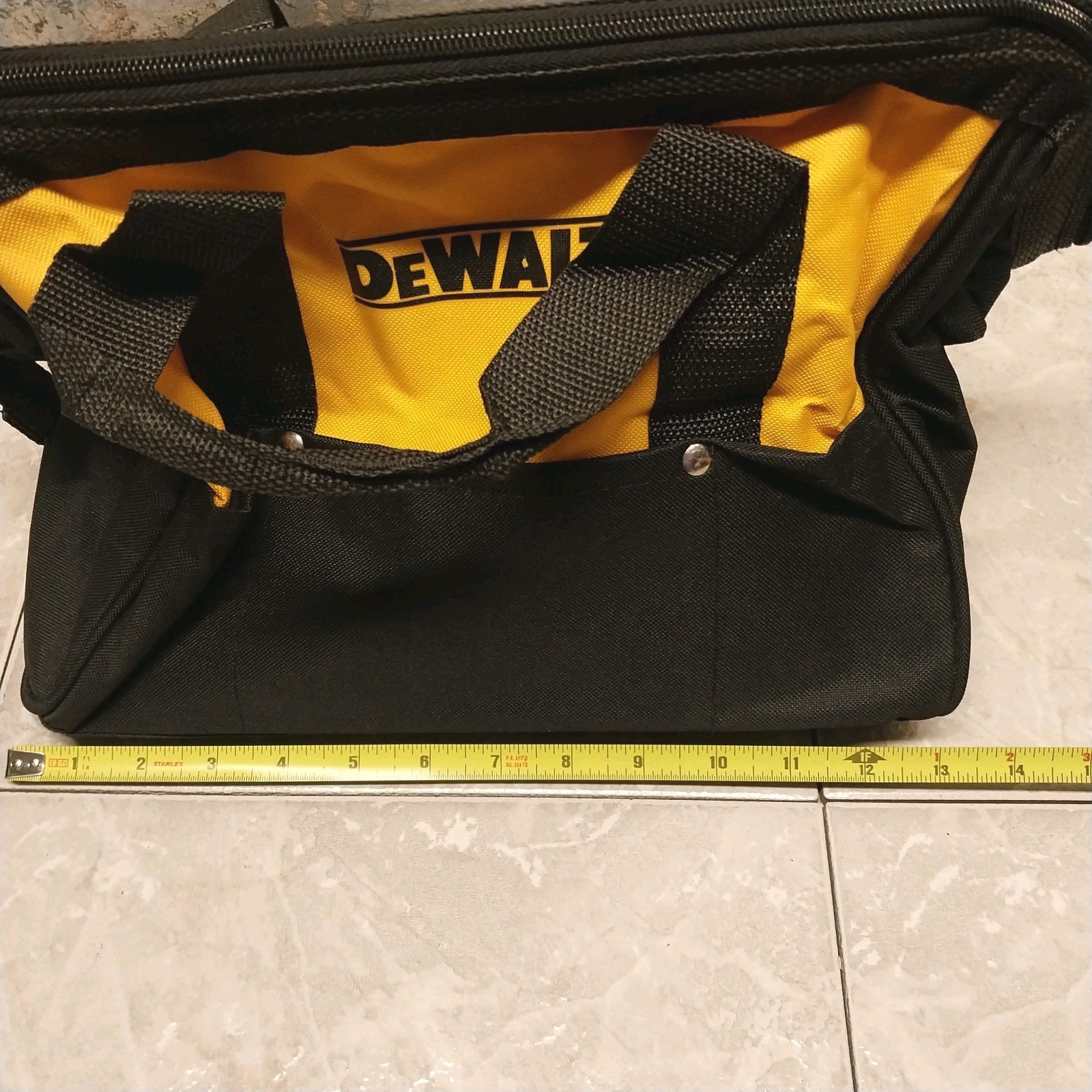 Dewalt Tool Carry Bag Full Zip With Hanlde And Bottom Support Rails 13×9 Unused