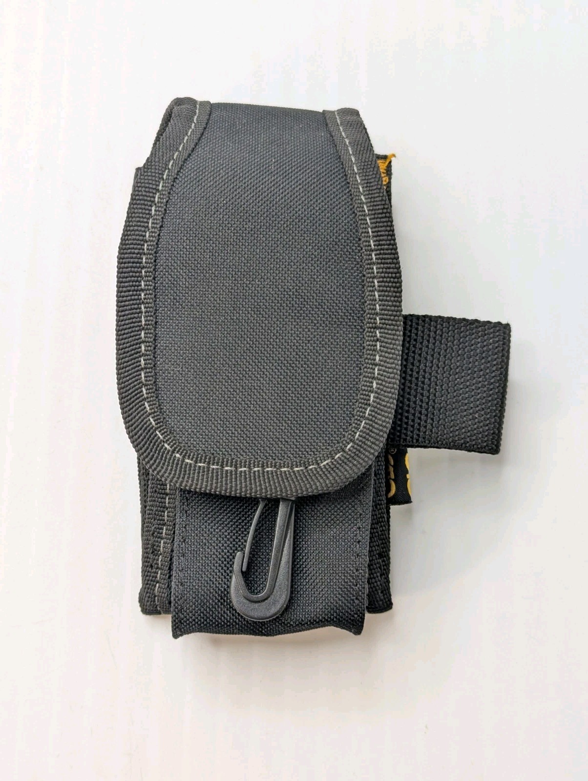 CLC Custom LeatherCraft 5-Pocket Cell Phone / Tool Holder With Clip – 1105