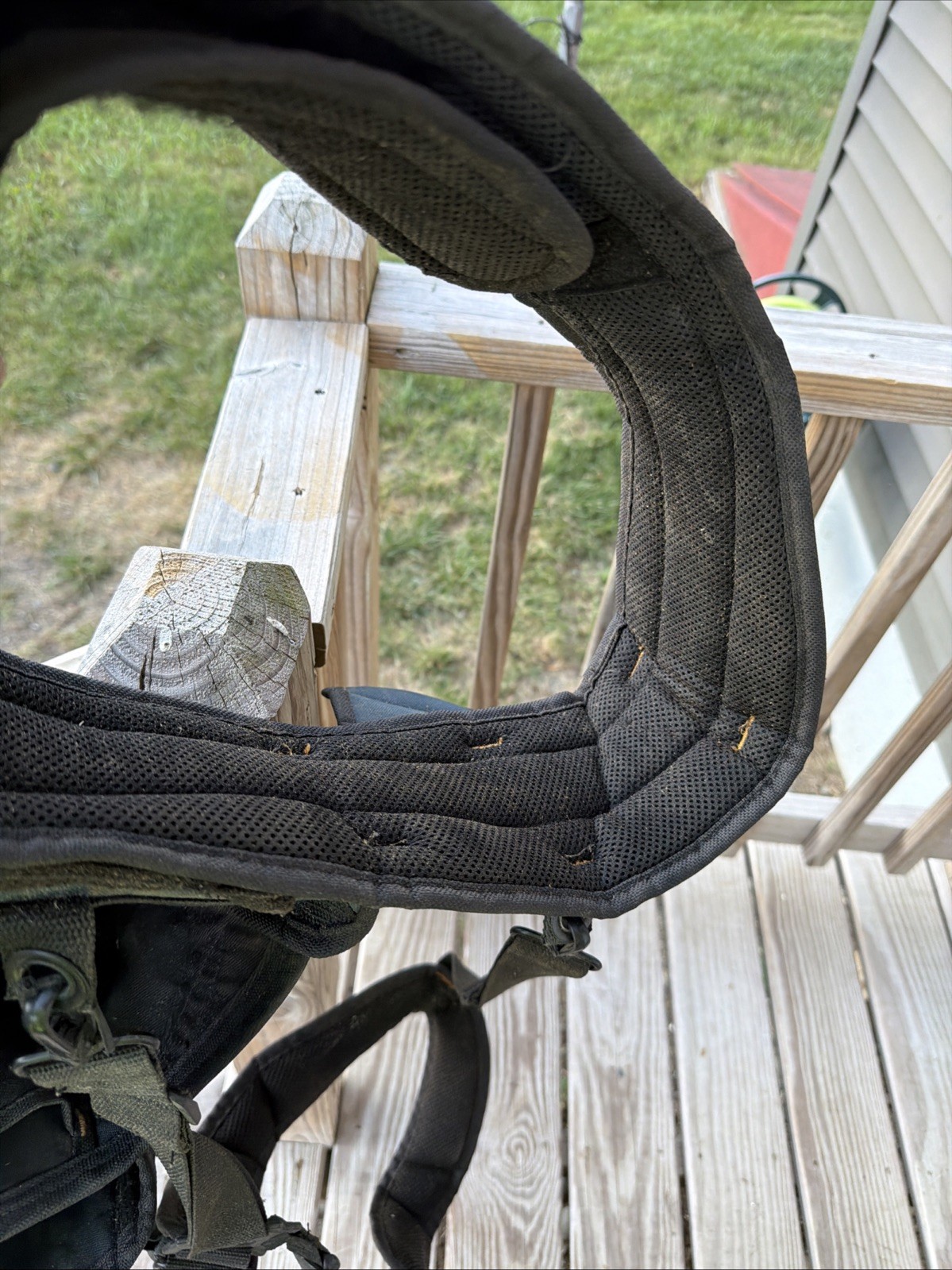Heavy Duty Construction Belt, Full Of Saw Dust Etc. No Damage. Cheap B/c Dirty