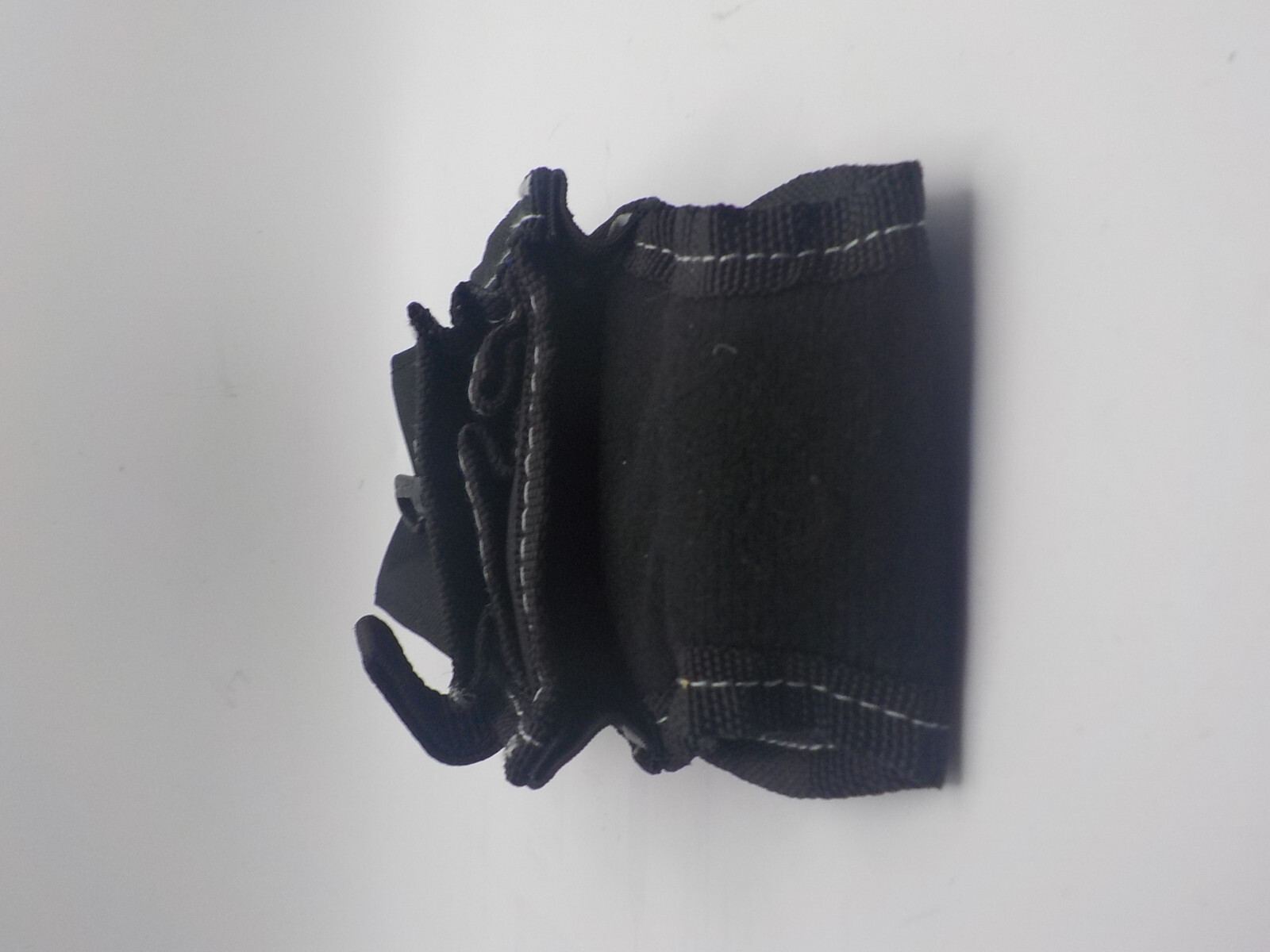 5-Pocket Cell Phone/Tool Holder w/ metal belt clip, snap ring, and tool loop.