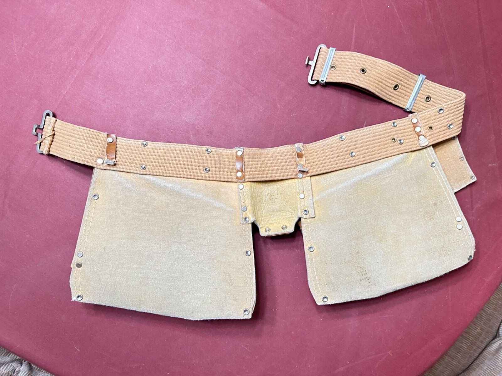 Vintage Sears Craftsman Large Smooth Pockets Adjustable Tool Belt, 11 Pockets