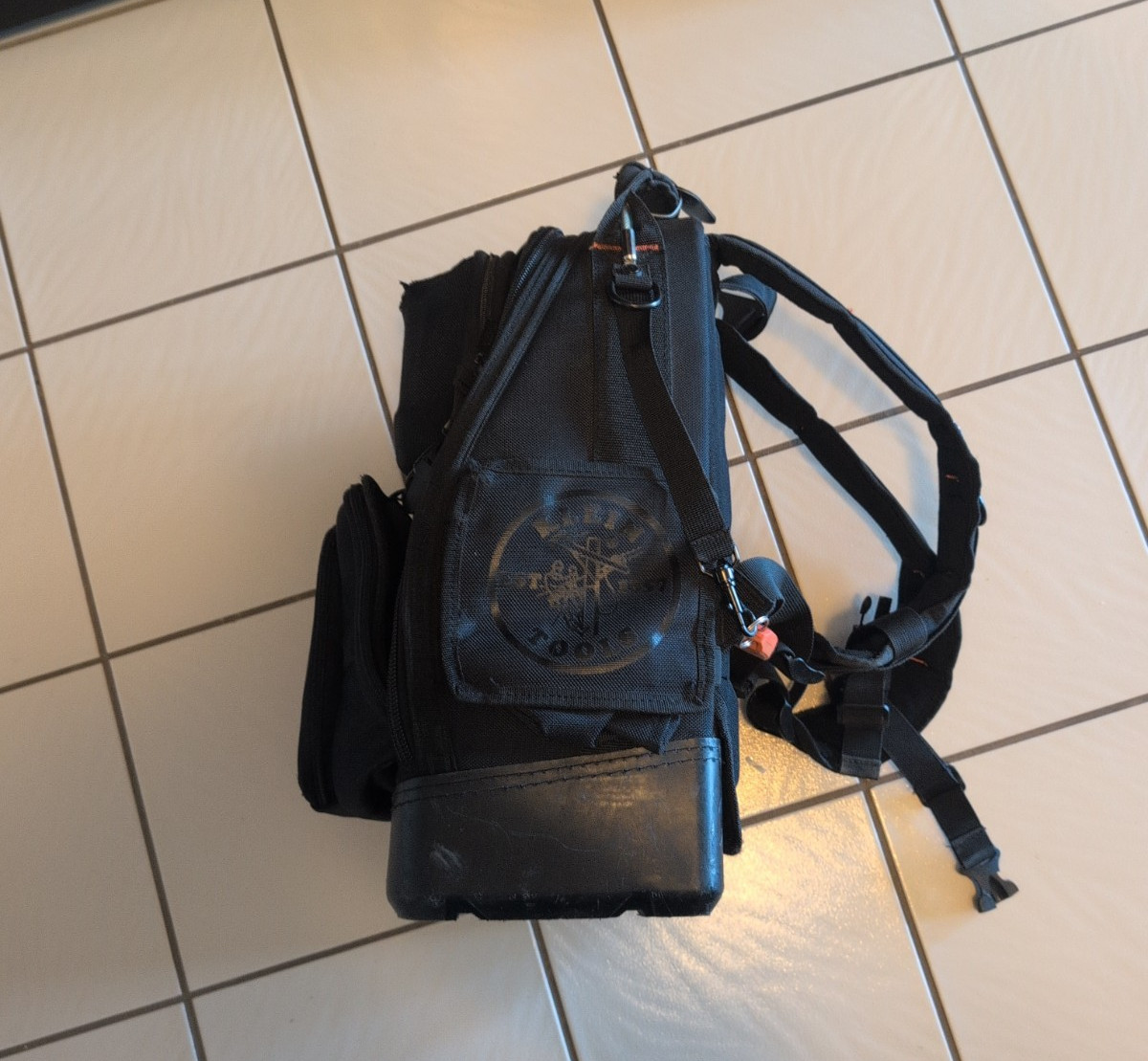 KLEIN Tools Tradesman Pro Tool Bag Backpack Multi-Pocket Black & Orange # 55647