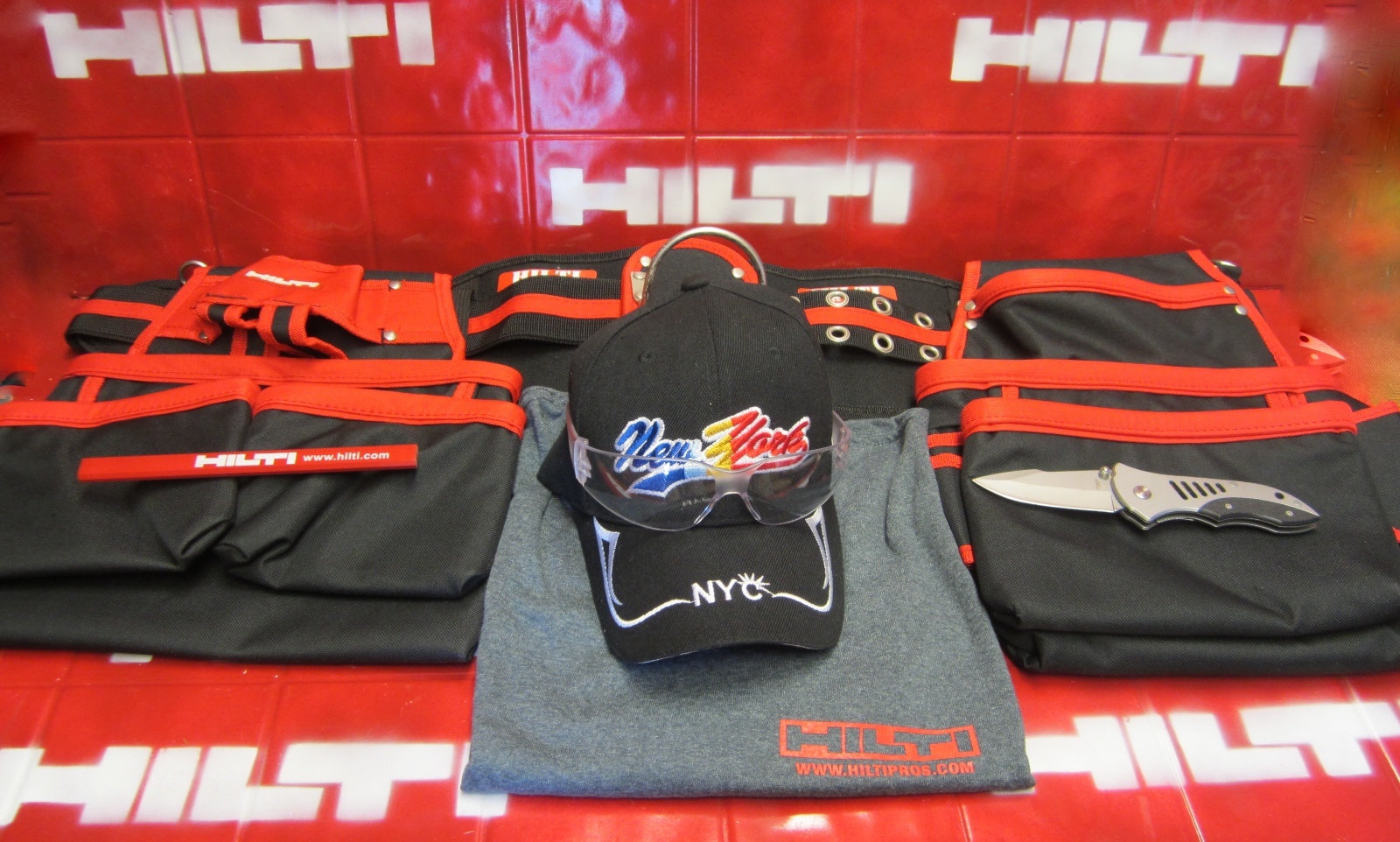 HILTI TOOL BELT , HEAVY DUTY , WATER RESISTENT ,FREE EXTRAS, L@@K , FAST SHIP