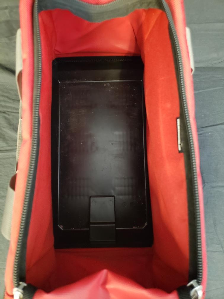 MILWAUKEE 15″ PACKOUT TOOL BAG 48-22-8321 – NO SHOULDER STRAP (B26006372)