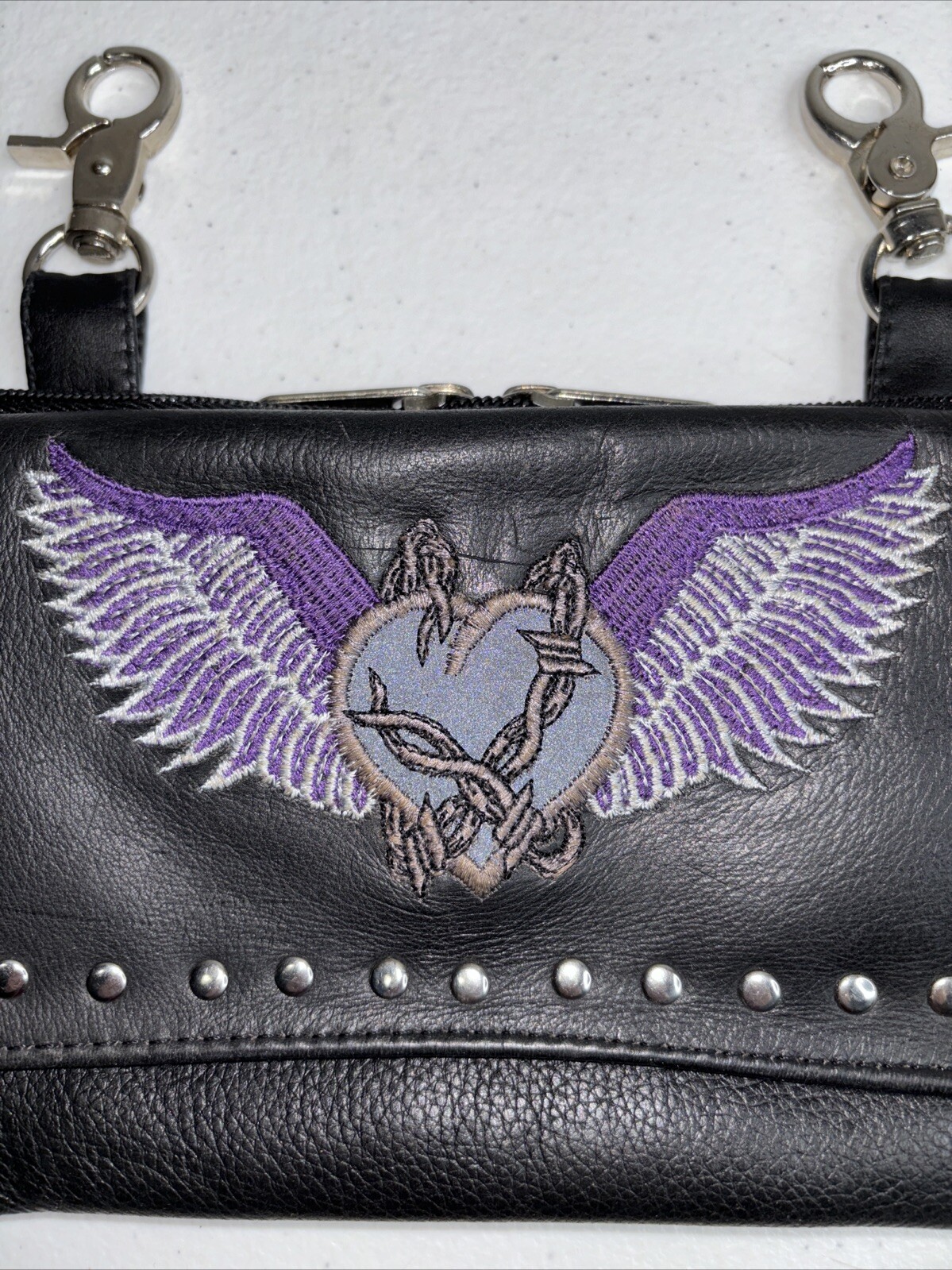Black Biker Studded Leather Belt Clip Pouch Barbed Wire Heart With Purple Wings