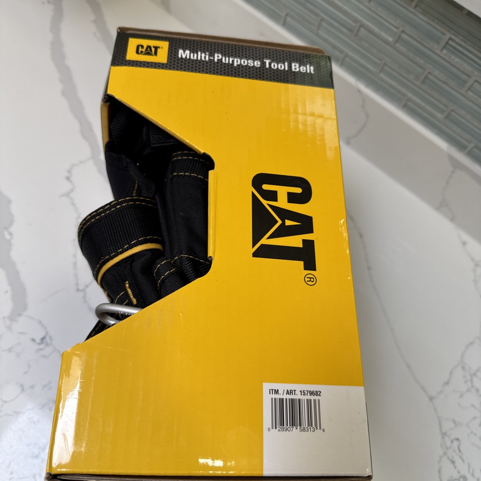 CAT MULTI-PURPOSE TOOL BELT, INCLUDES TWO BAGS, POUCH, AND 48” Adjustable Belt
